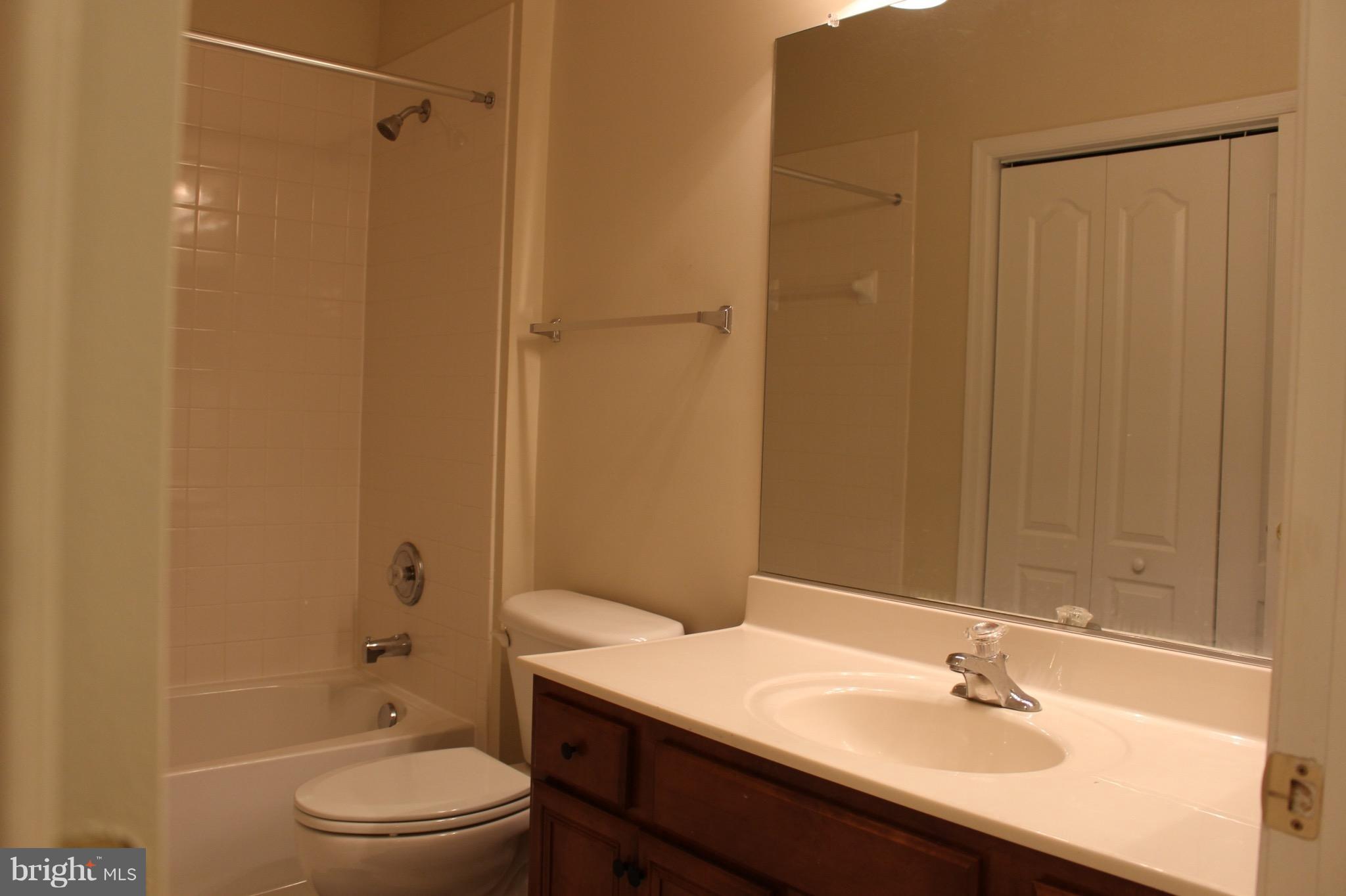 VILLAGE PLACE AT GAINESVILLE - Residential Lease