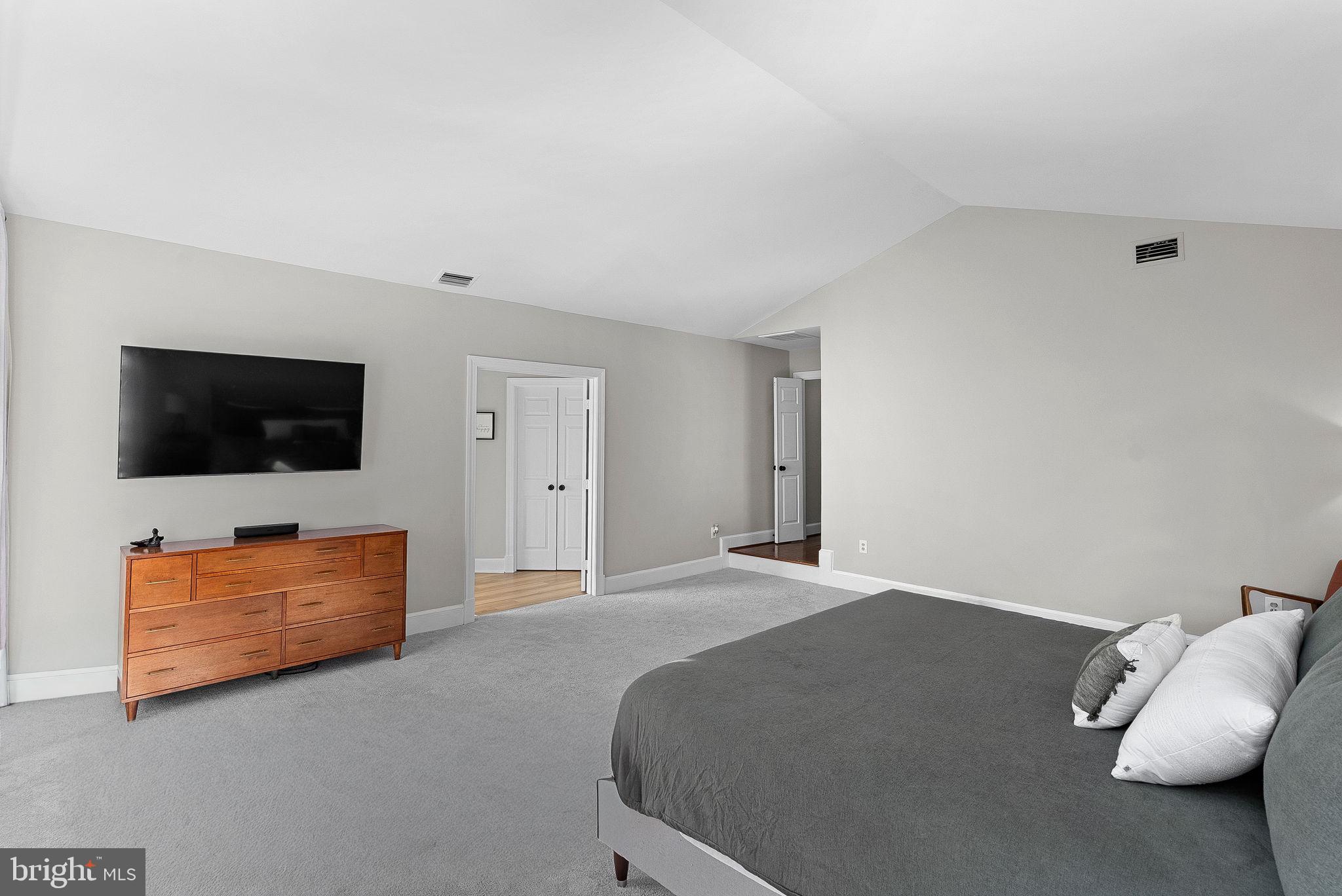 WELLINGTON - Residential