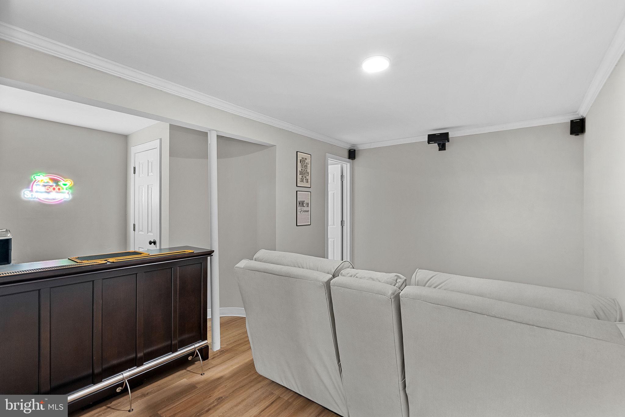 WELLINGTON - Residential