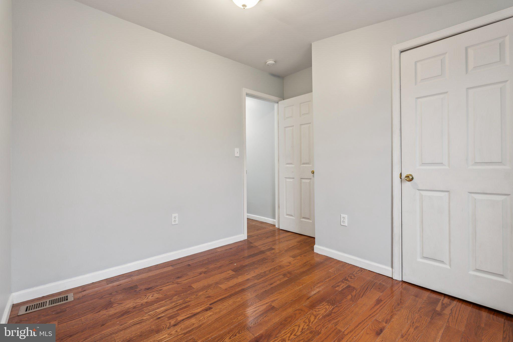 WASHINGTON VILLAGE - Residential