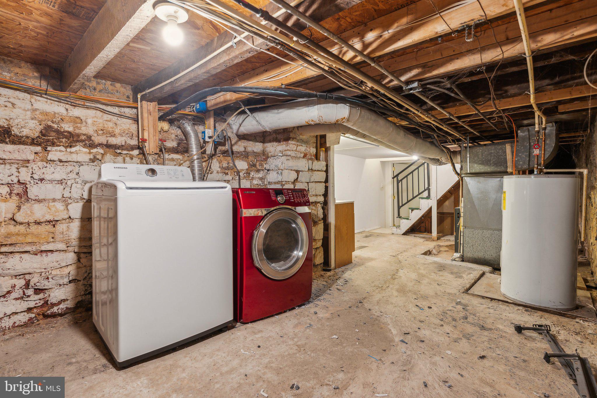 WASHINGTON VILLAGE - Residential