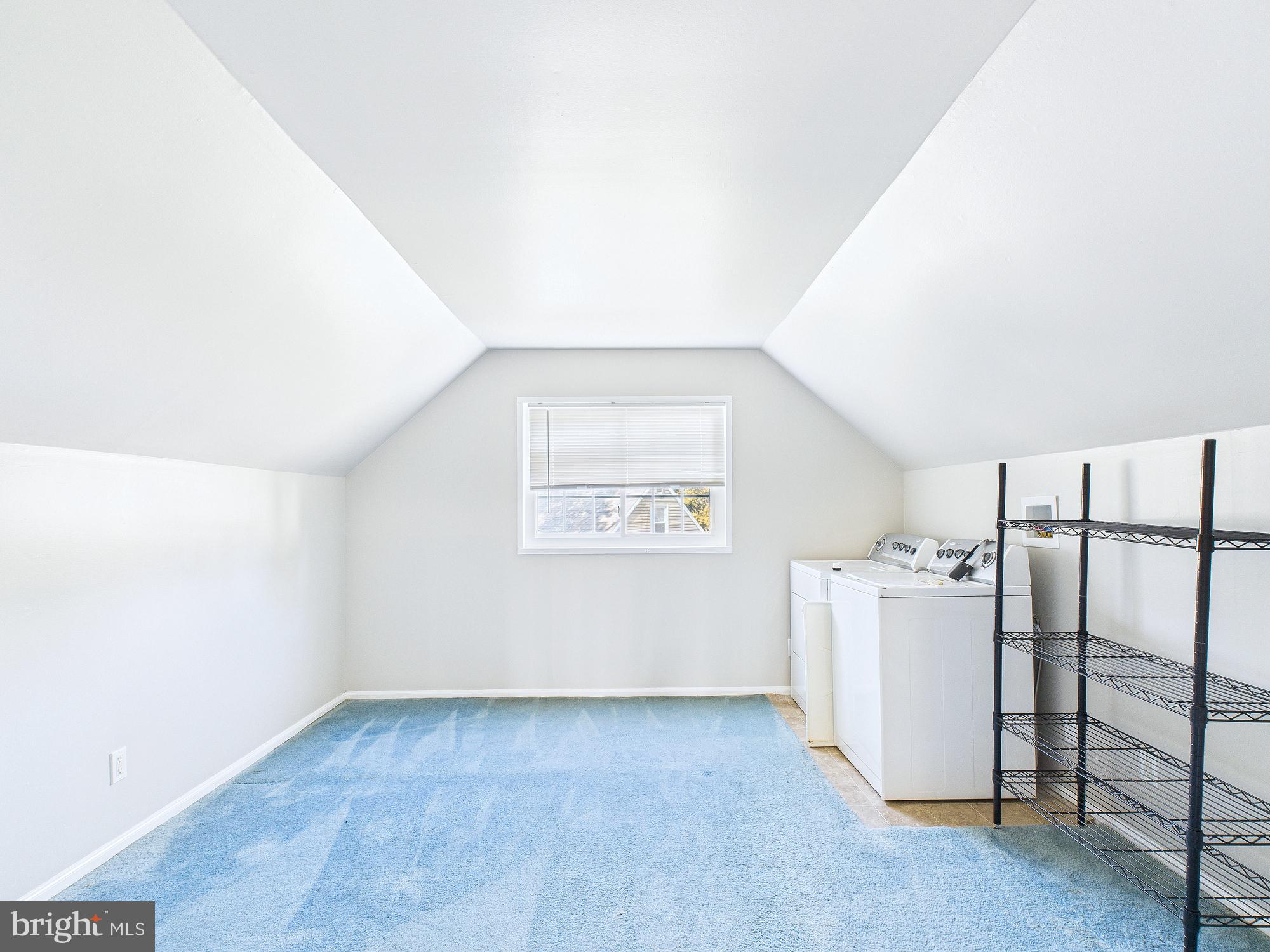 MIDDLETOWN - Residential