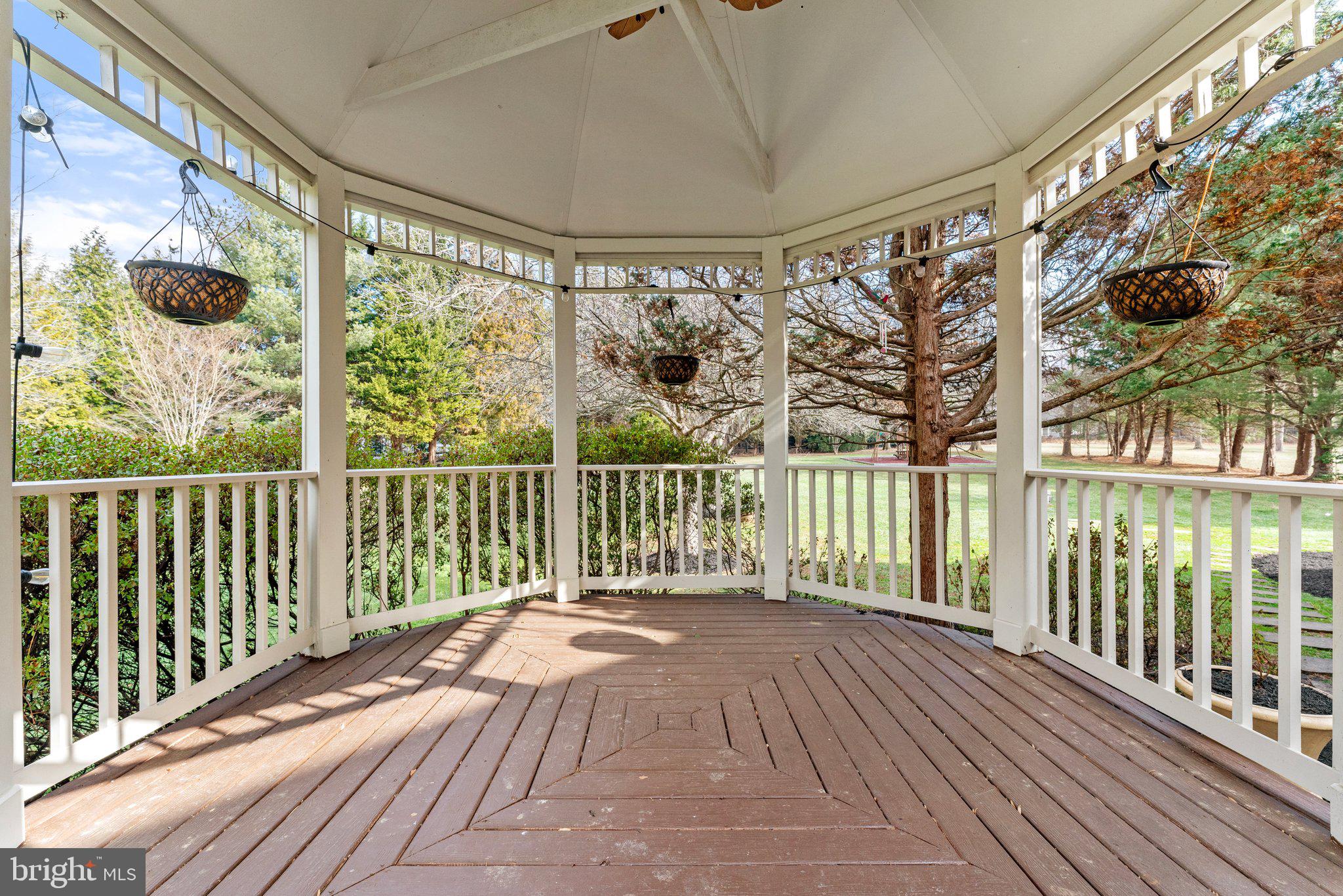 DOGWOOD FARM - Residential