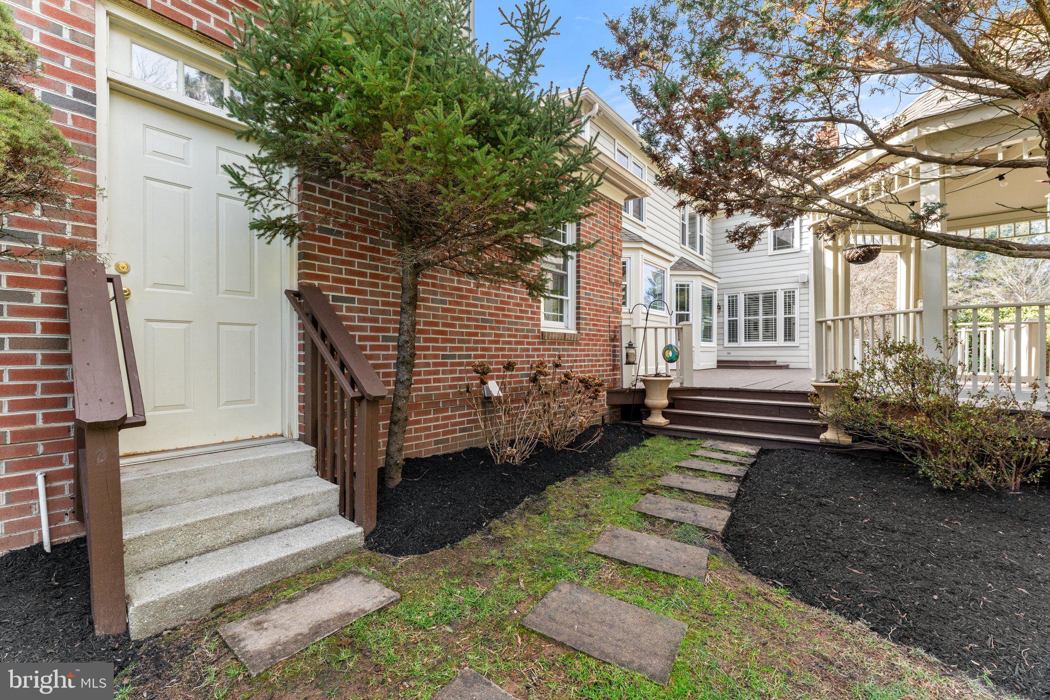 DOGWOOD FARM - Residential