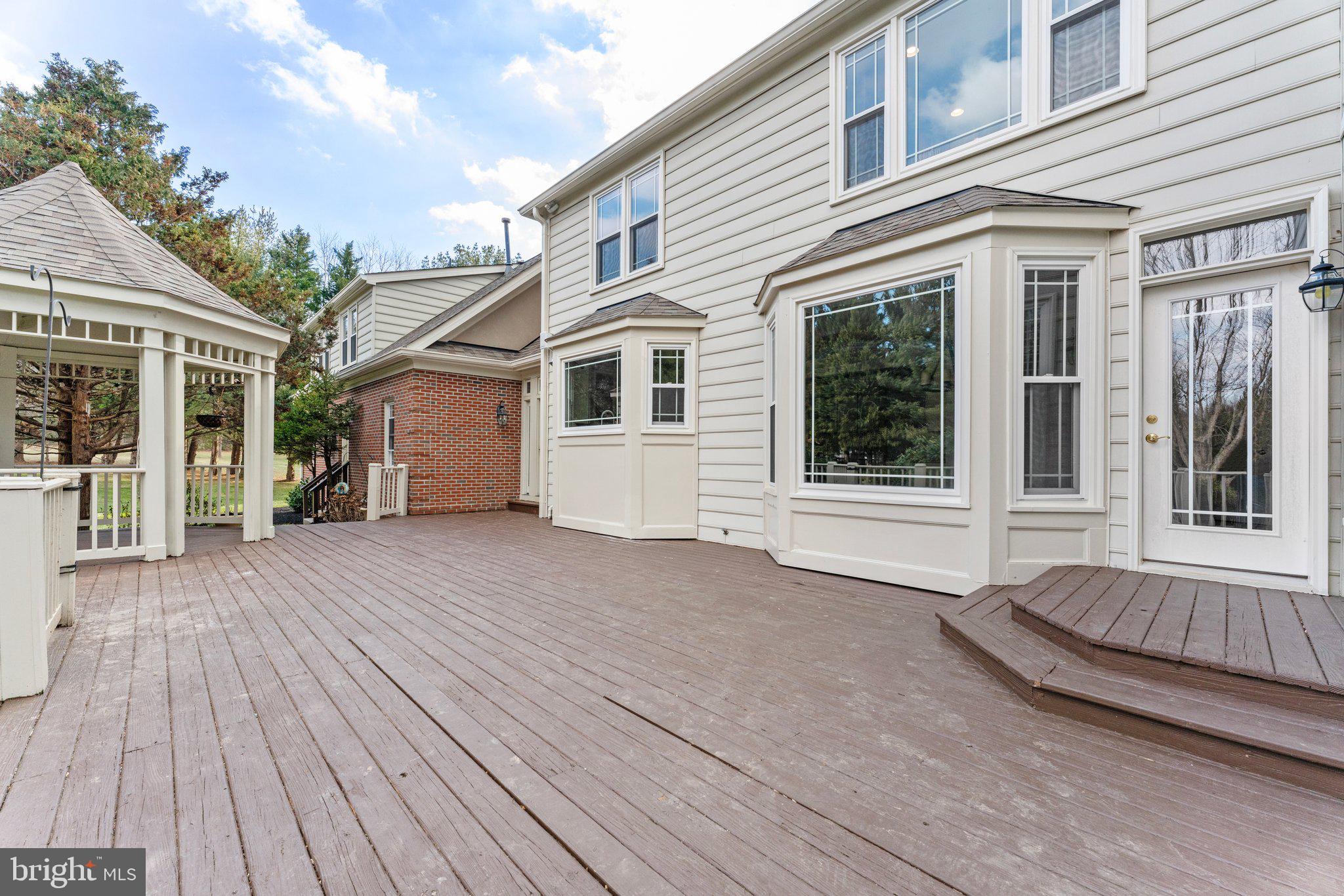 DOGWOOD FARM - Residential