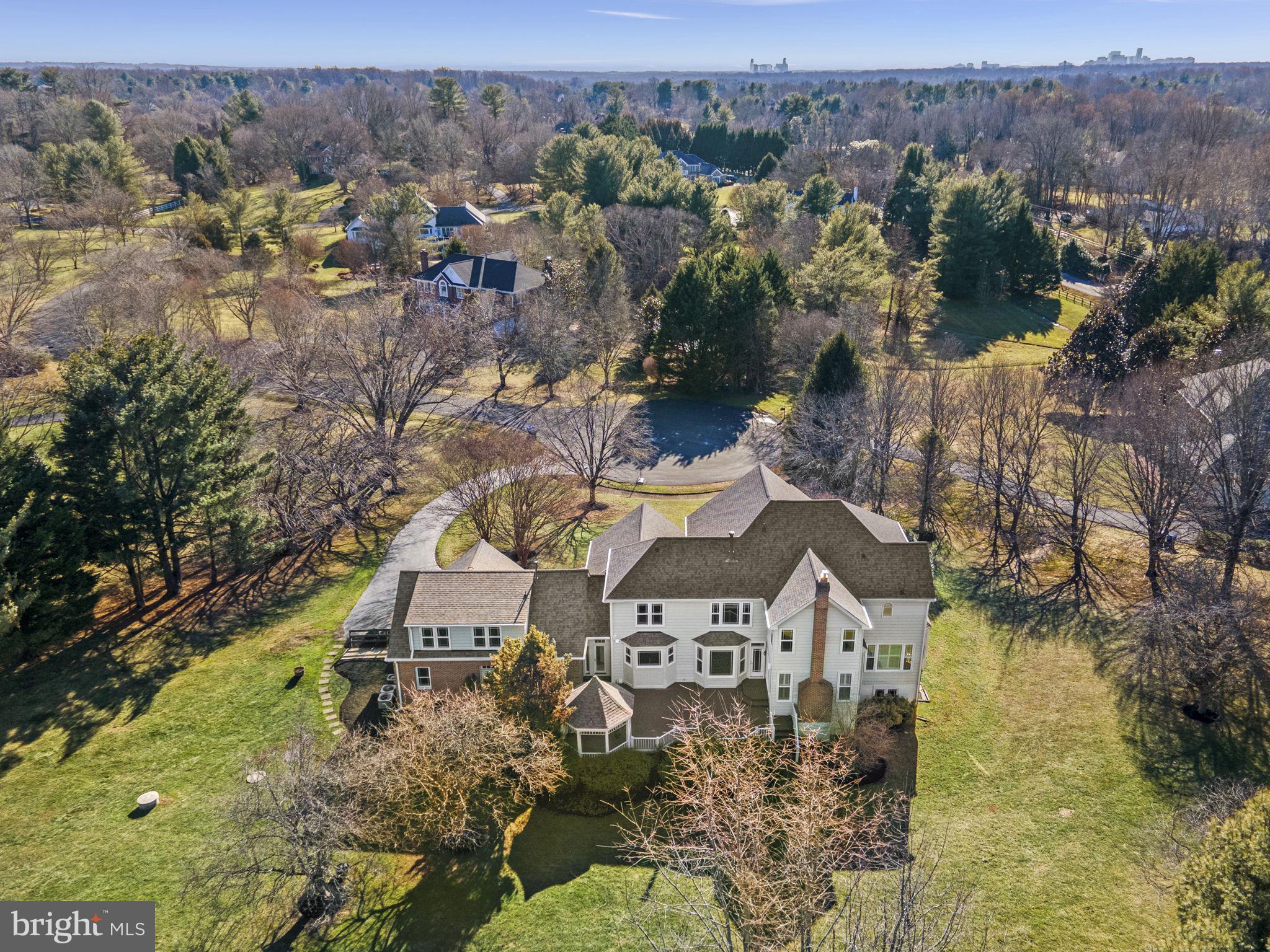 DOGWOOD FARM - Residential