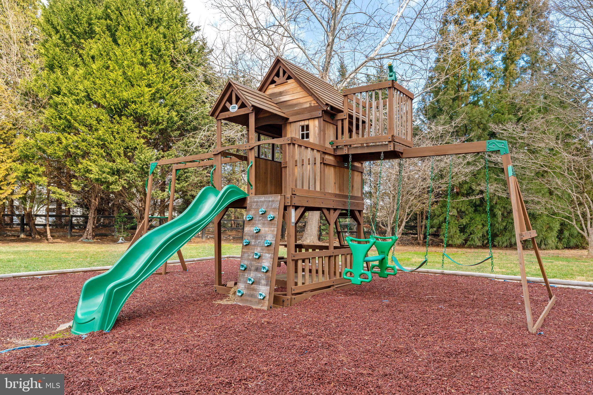 DOGWOOD FARM - Residential