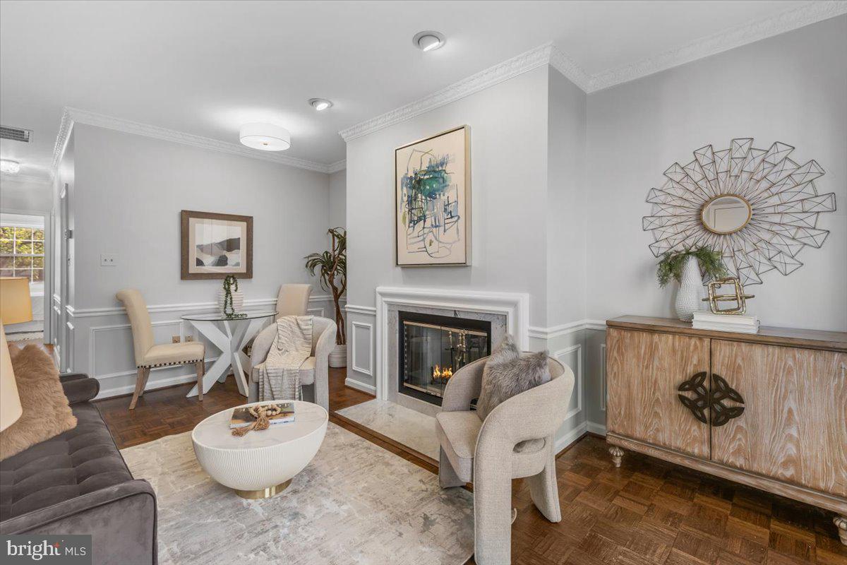 208 JUSTICE COURT NE 44