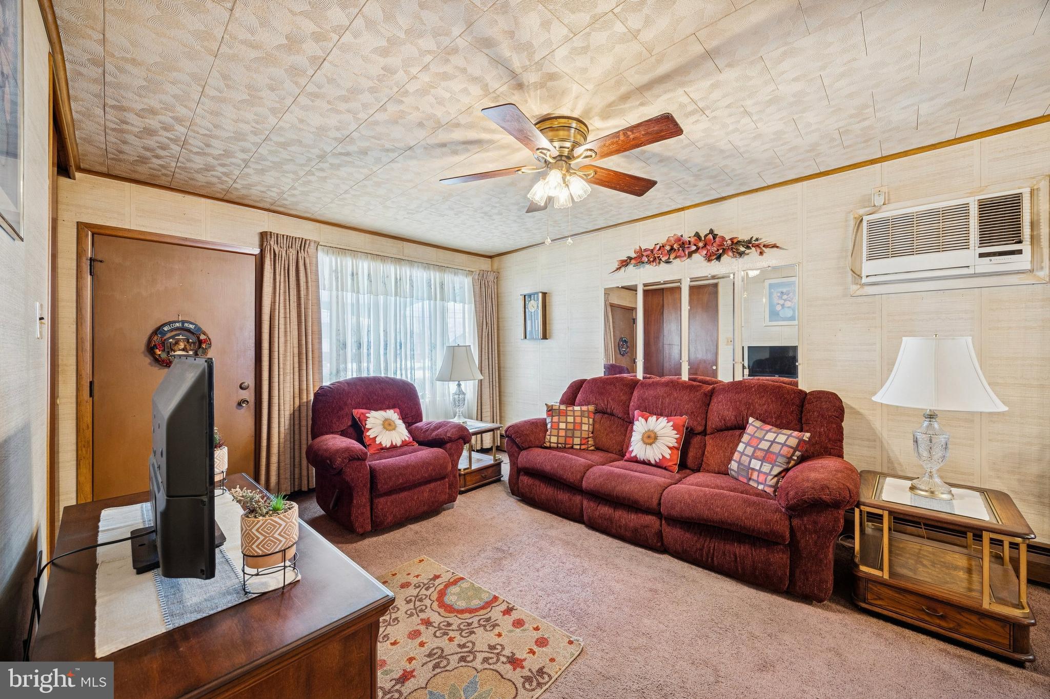 PENNSBURY HGTS - Residential