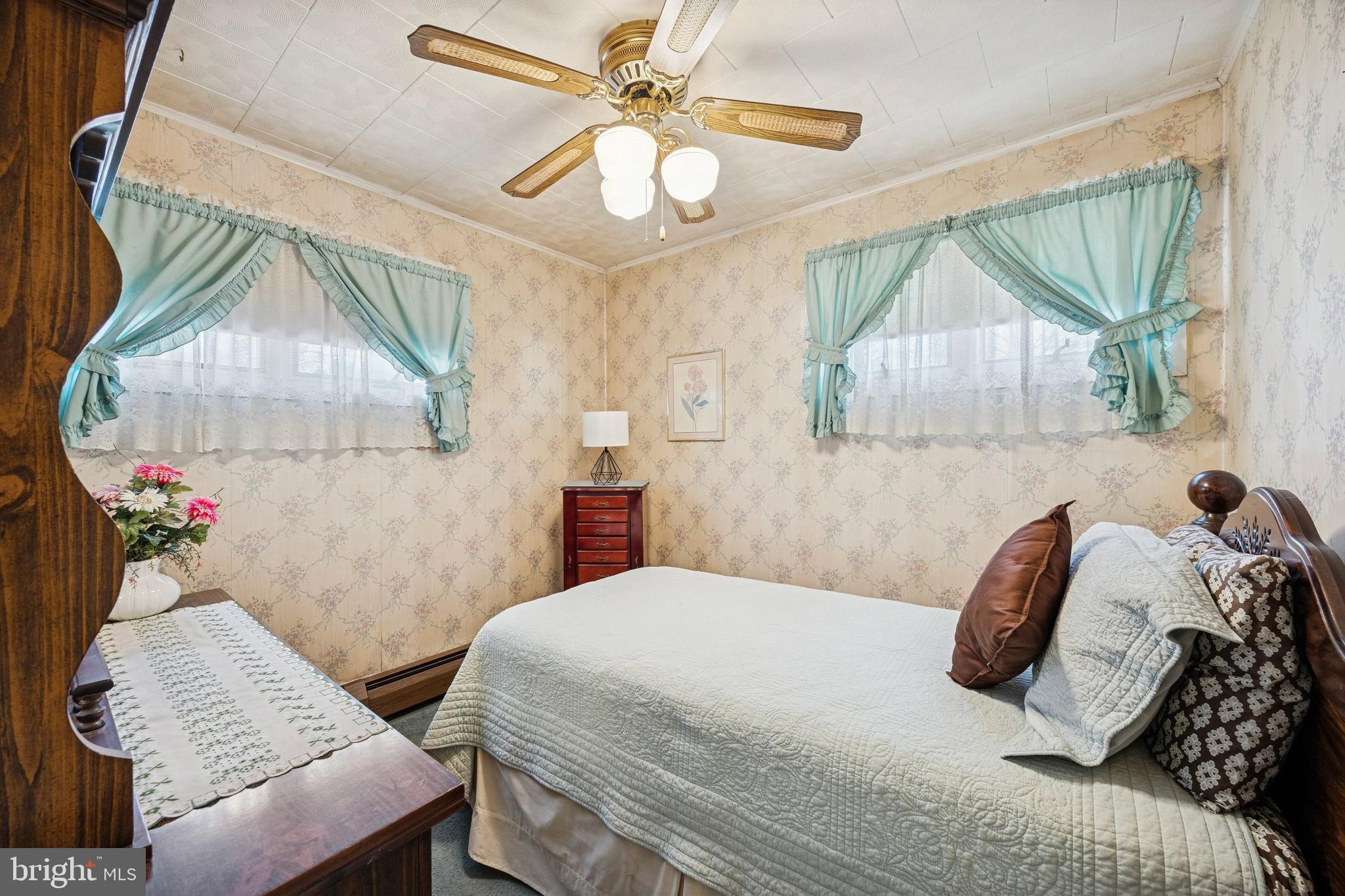 PENNSBURY HGTS - Residential