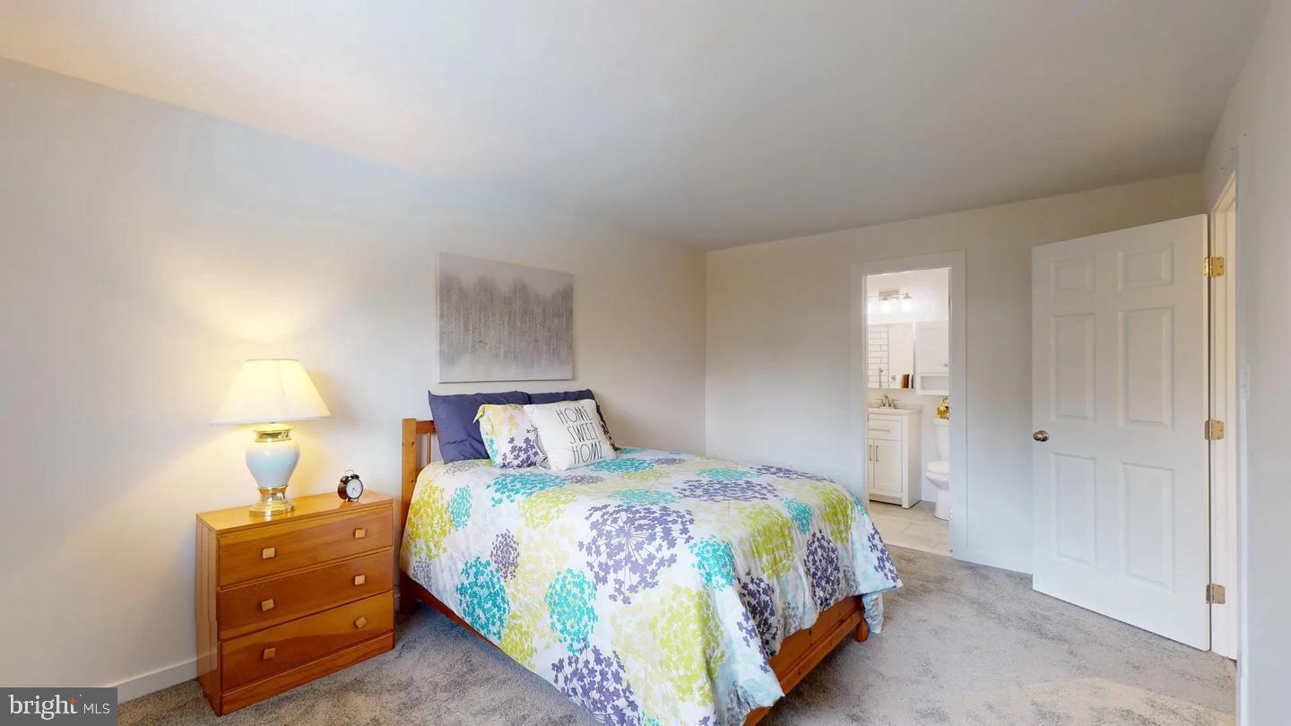 TIMBERLANE VILLAGE GARDEN CONDOMINIUMS - Residential Lease