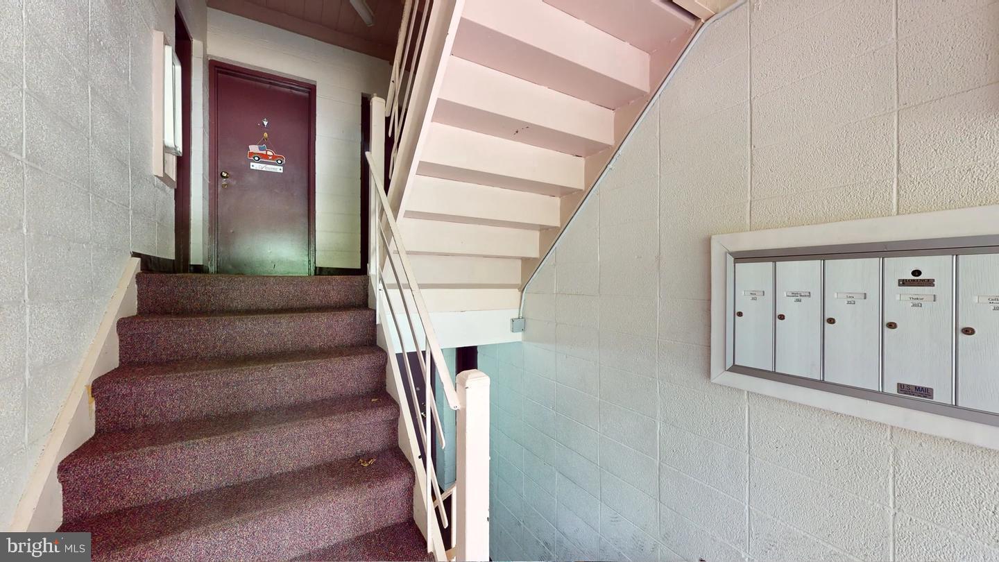 TIMBERLANE VILLAGE GARDEN CONDOMINIUMS - Residential Lease