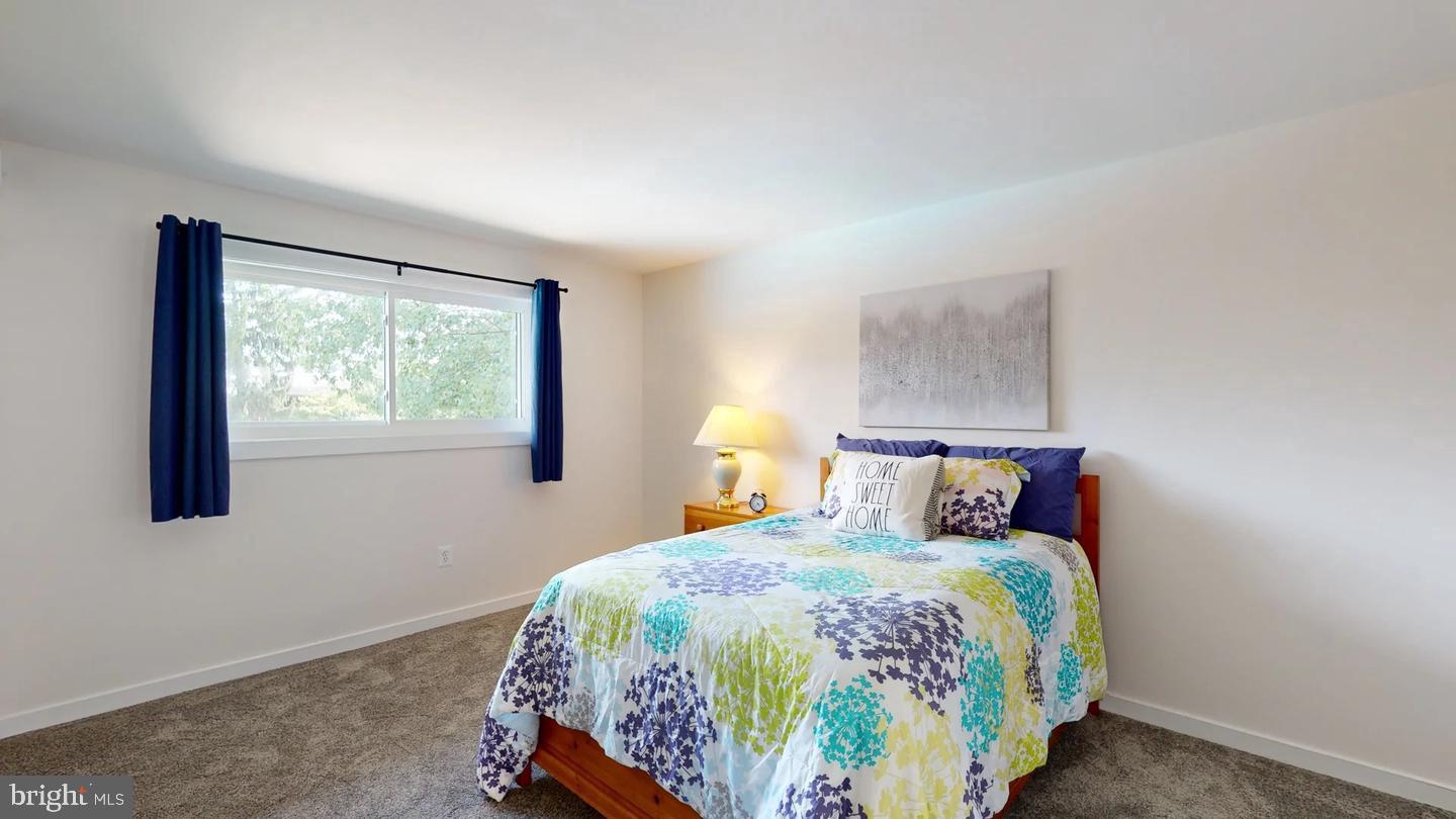 TIMBERLANE VILLAGE GARDEN CONDOMINIUMS - Residential Lease