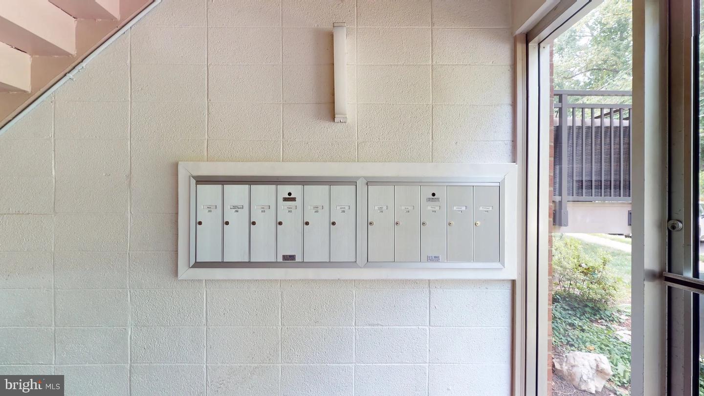 TIMBERLANE VILLAGE GARDEN CONDOMINIUMS - Residential Lease