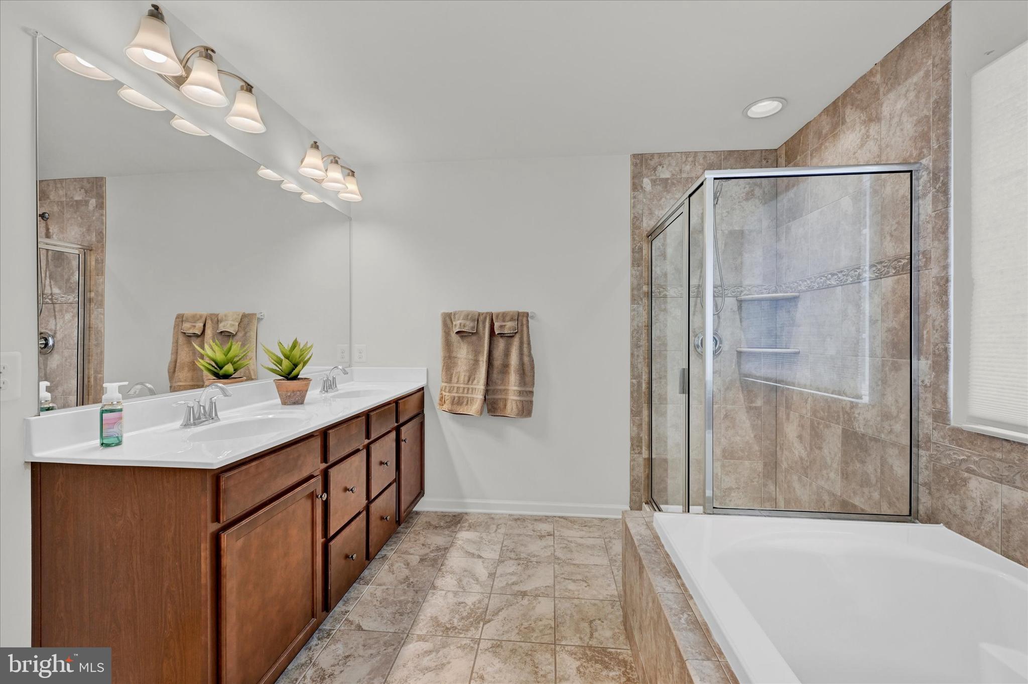 WINDLASS RUN - Residential