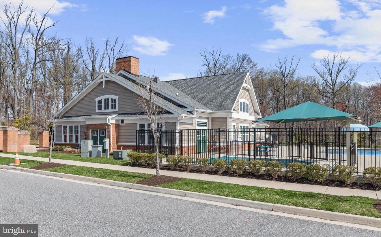 WINDLASS RUN - Residential