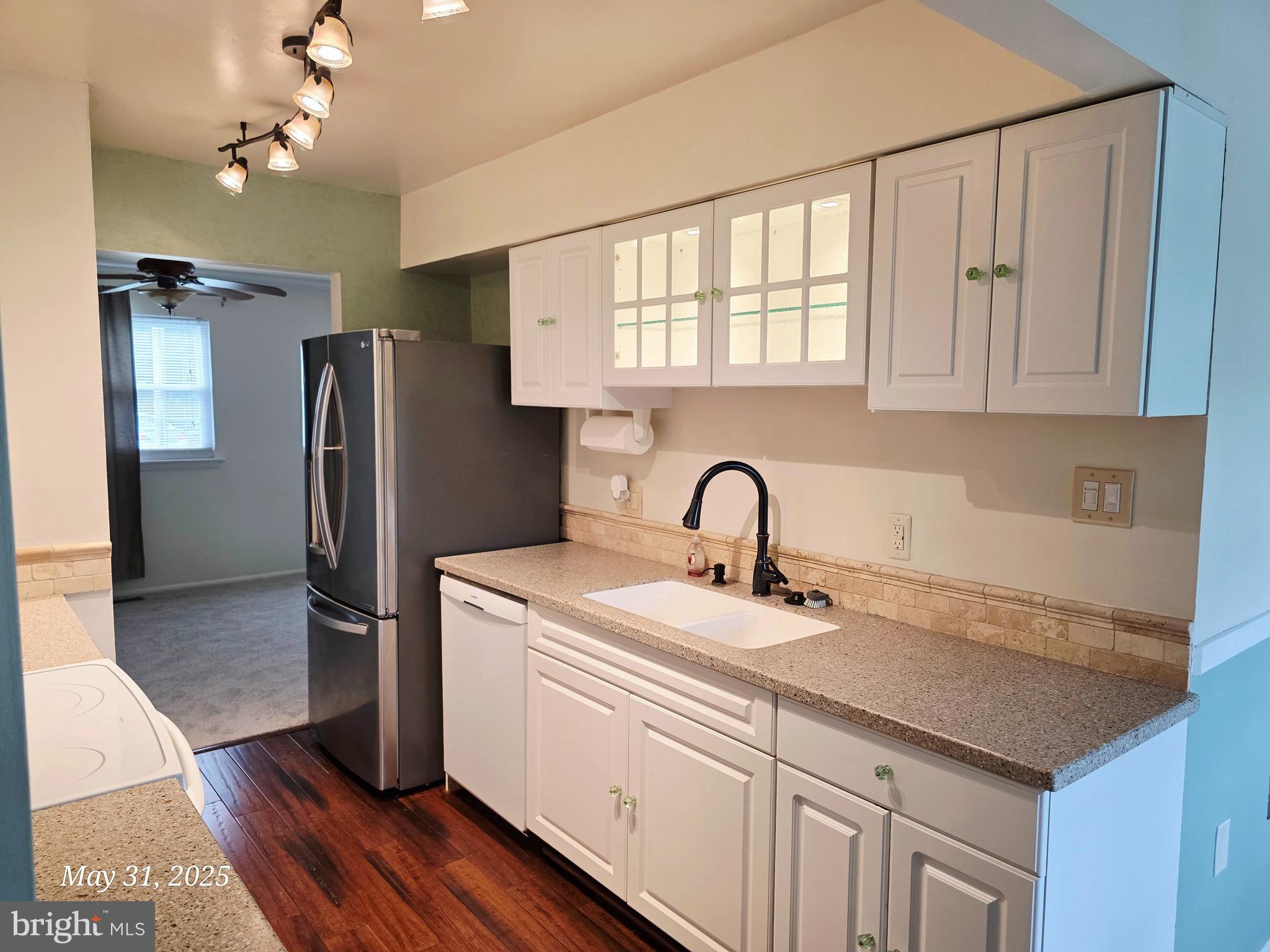 VILLAGE OF OLDE MILL - Residential