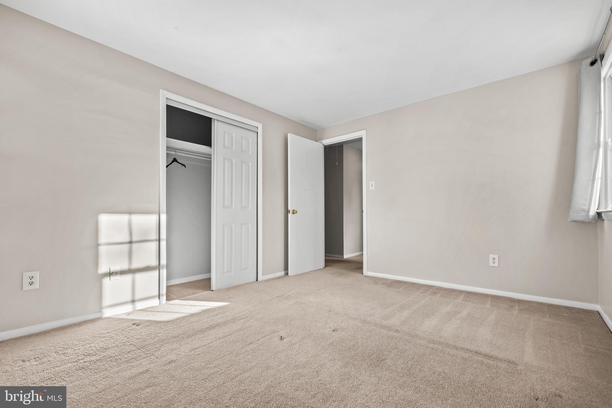 HOLMES RUN WOODS WEST - Residential Lease