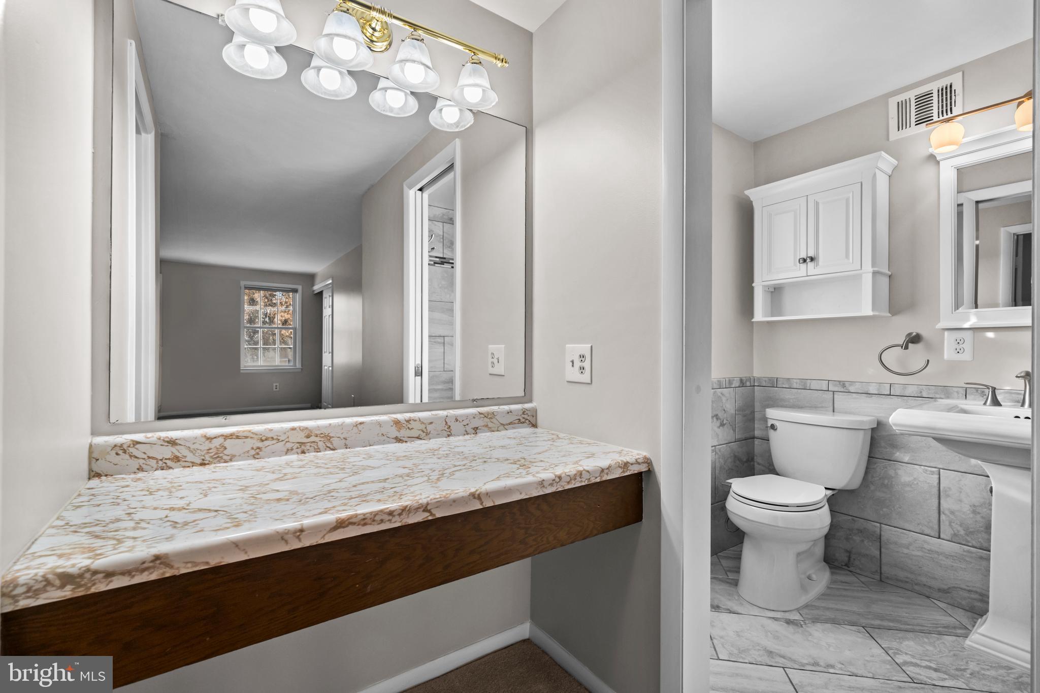 HOLMES RUN WOODS WEST - Residential Lease