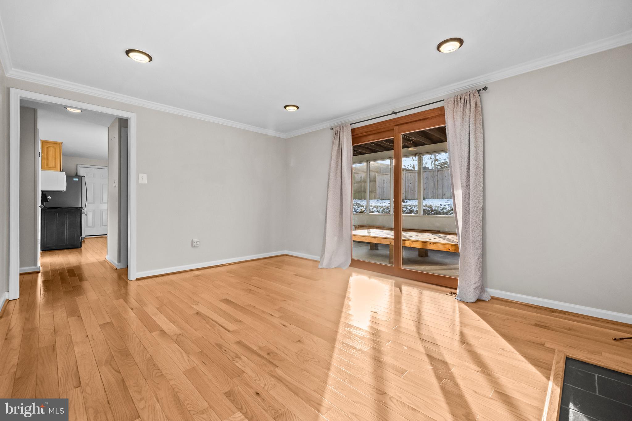 HOLMES RUN WOODS WEST - Residential Lease