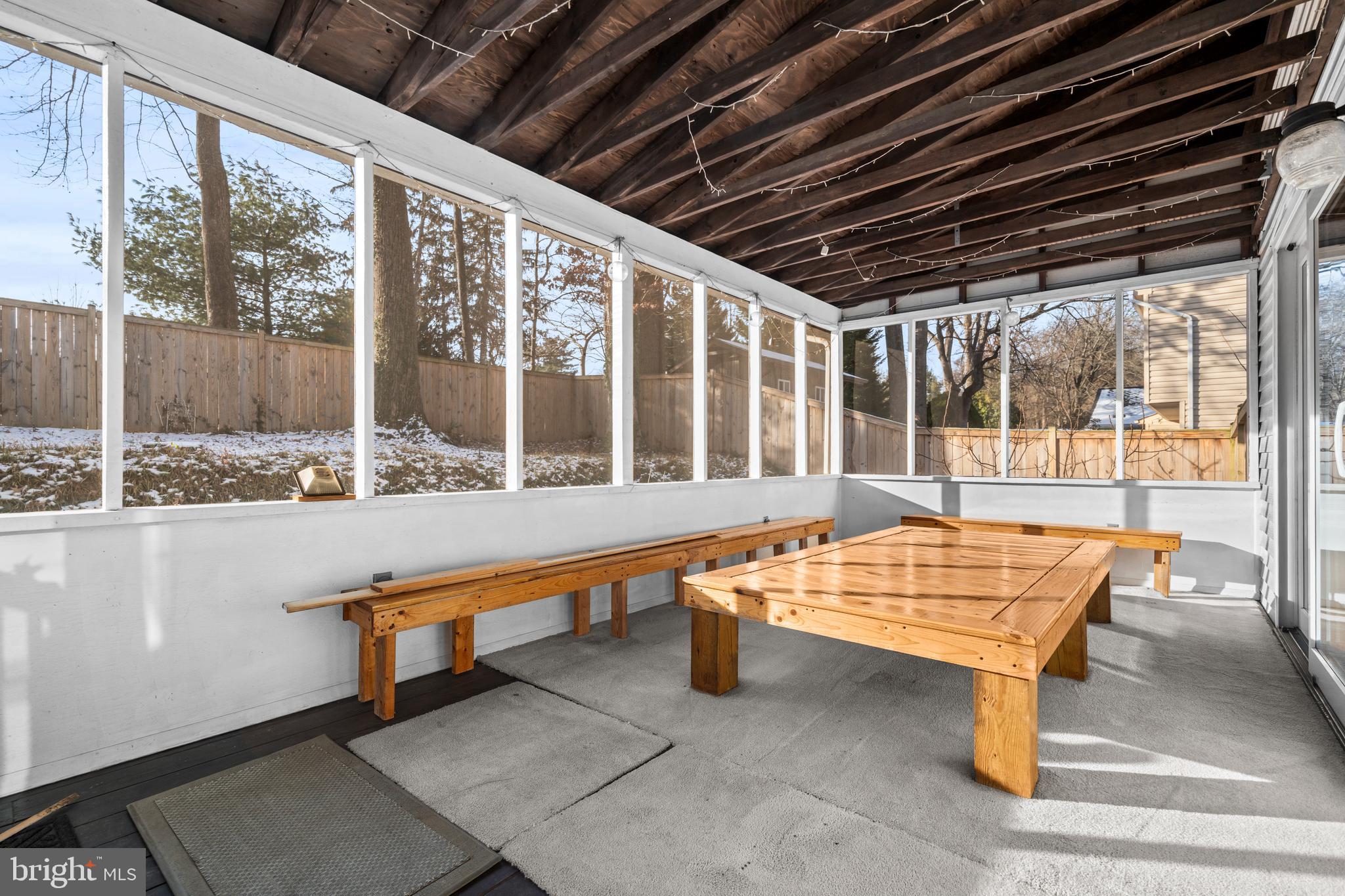 HOLMES RUN WOODS WEST - Residential Lease