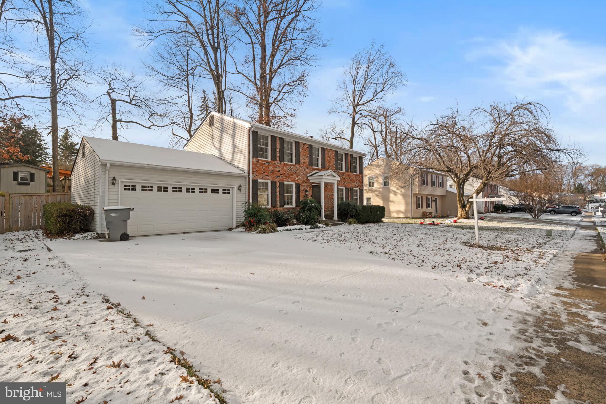 HOLMES RUN WOODS WEST - Residential Lease