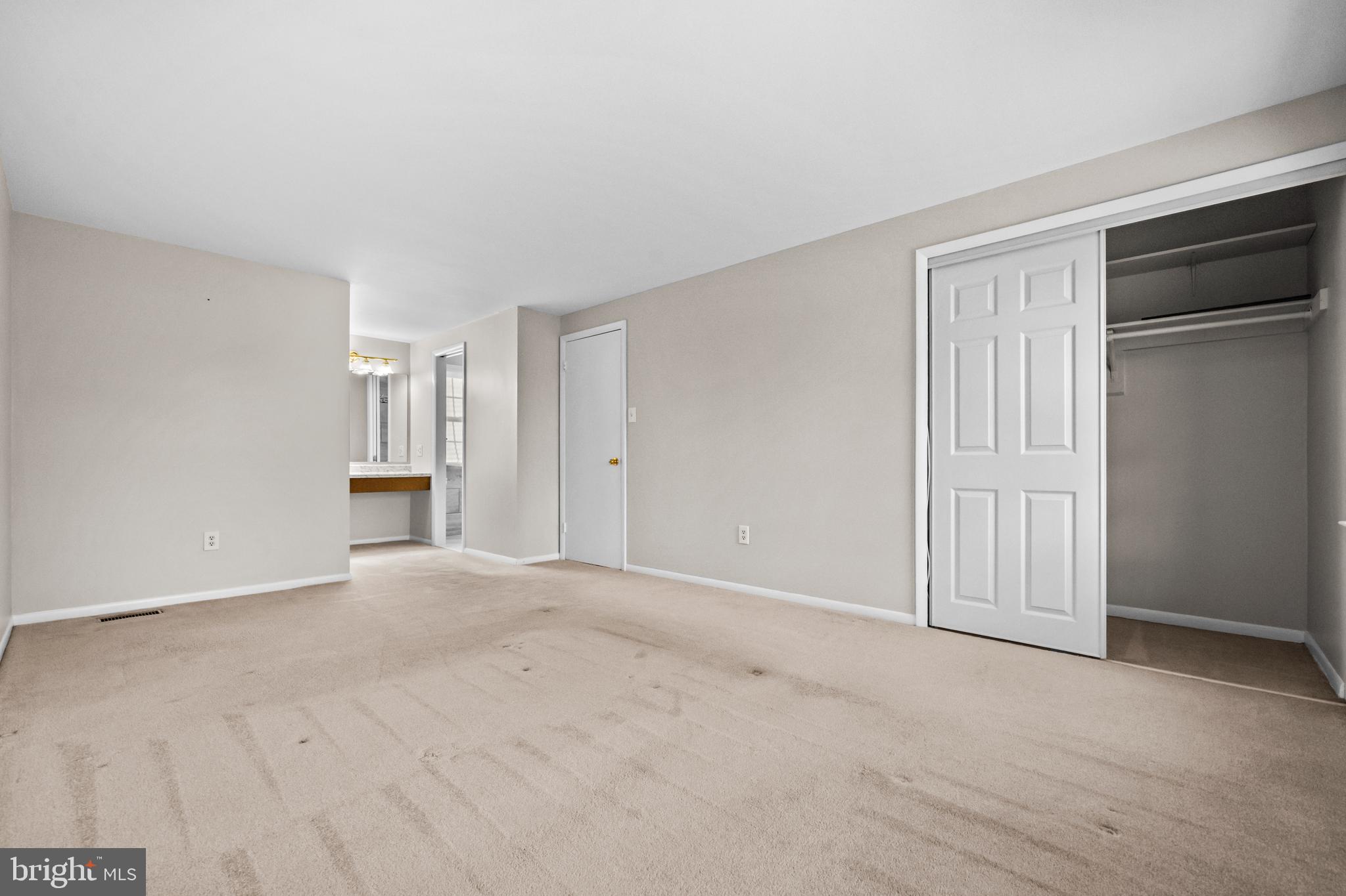 HOLMES RUN WOODS WEST - Residential Lease