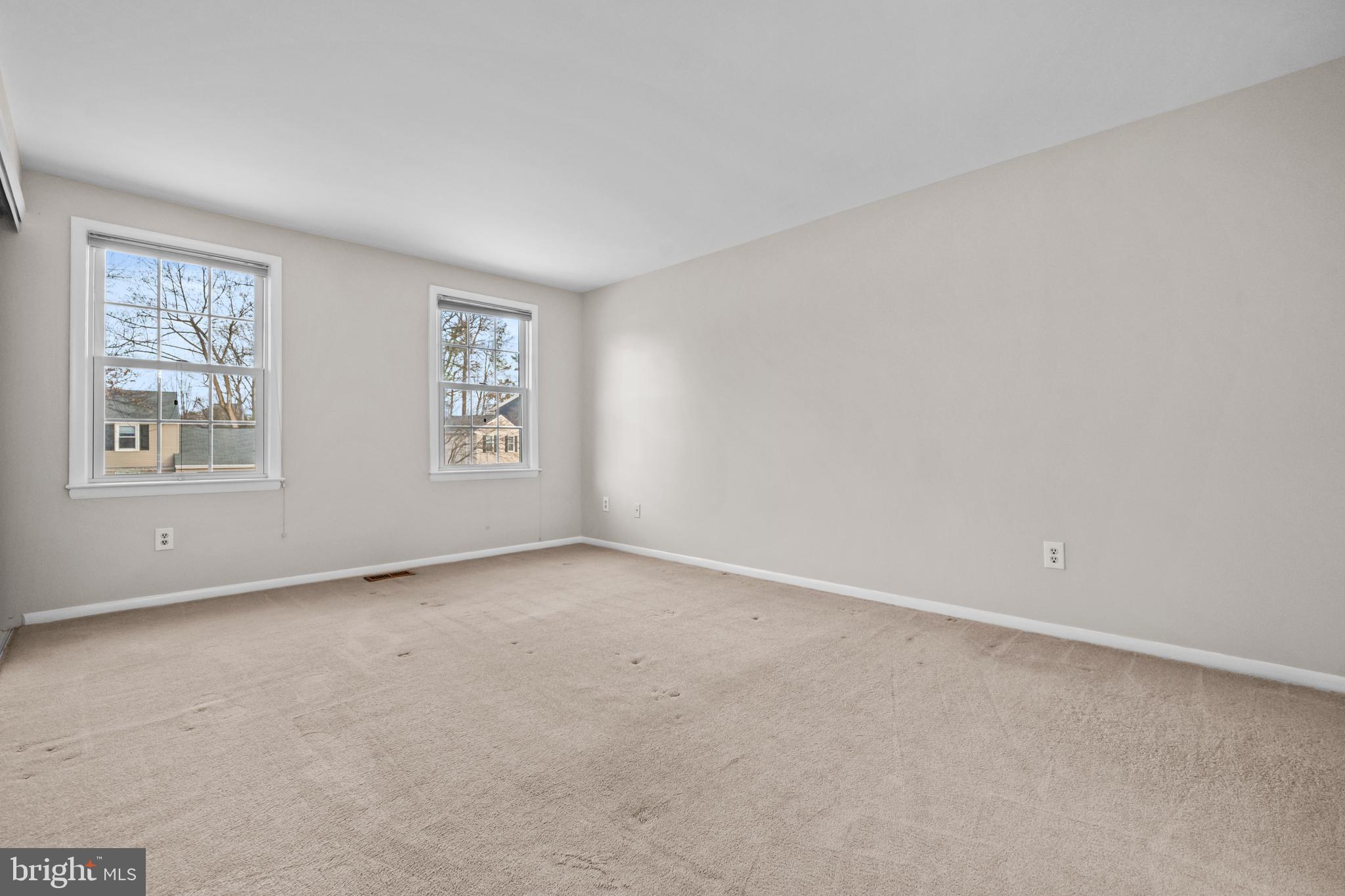 HOLMES RUN WOODS WEST - Residential Lease