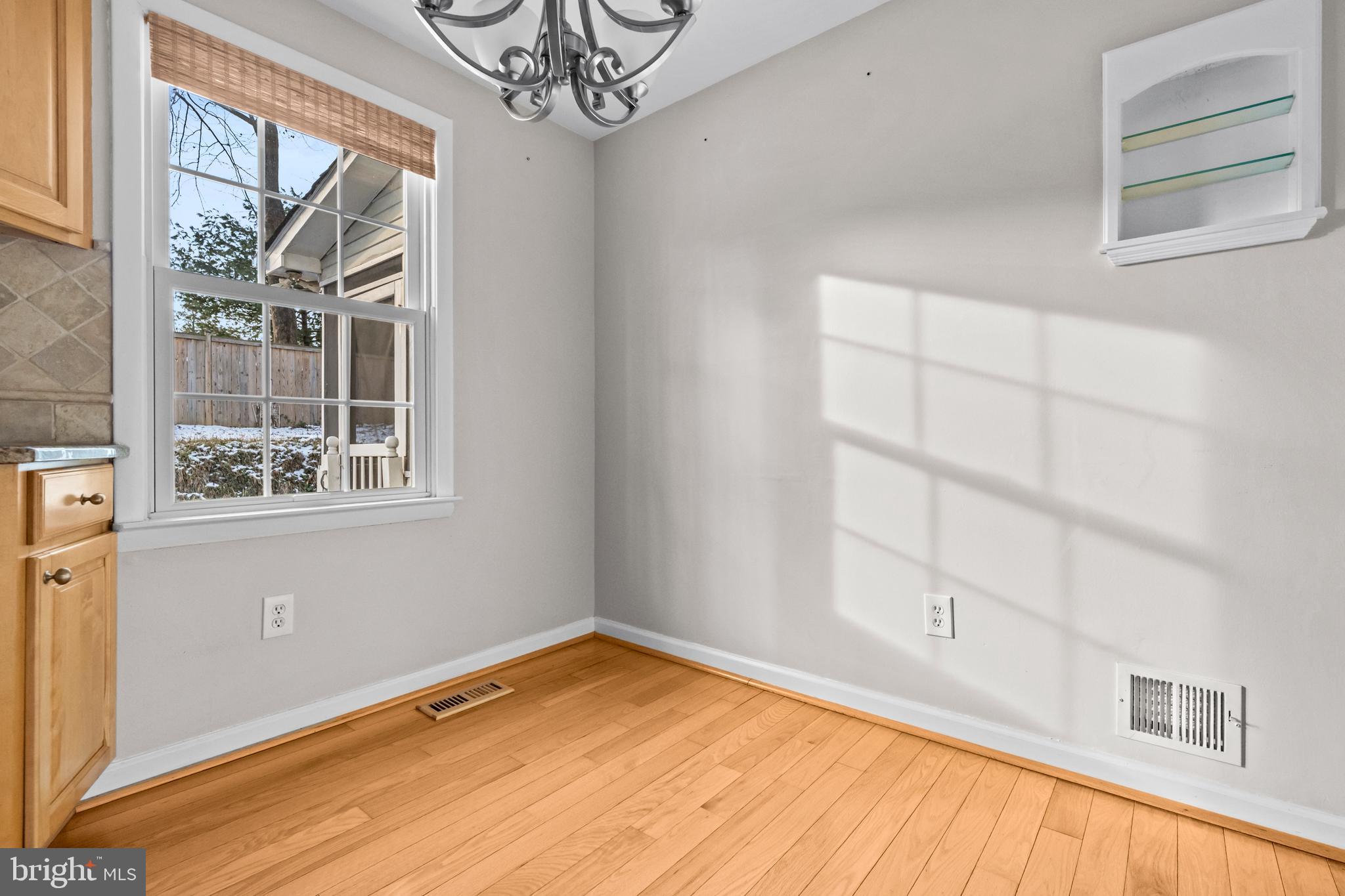 HOLMES RUN WOODS WEST - Residential Lease