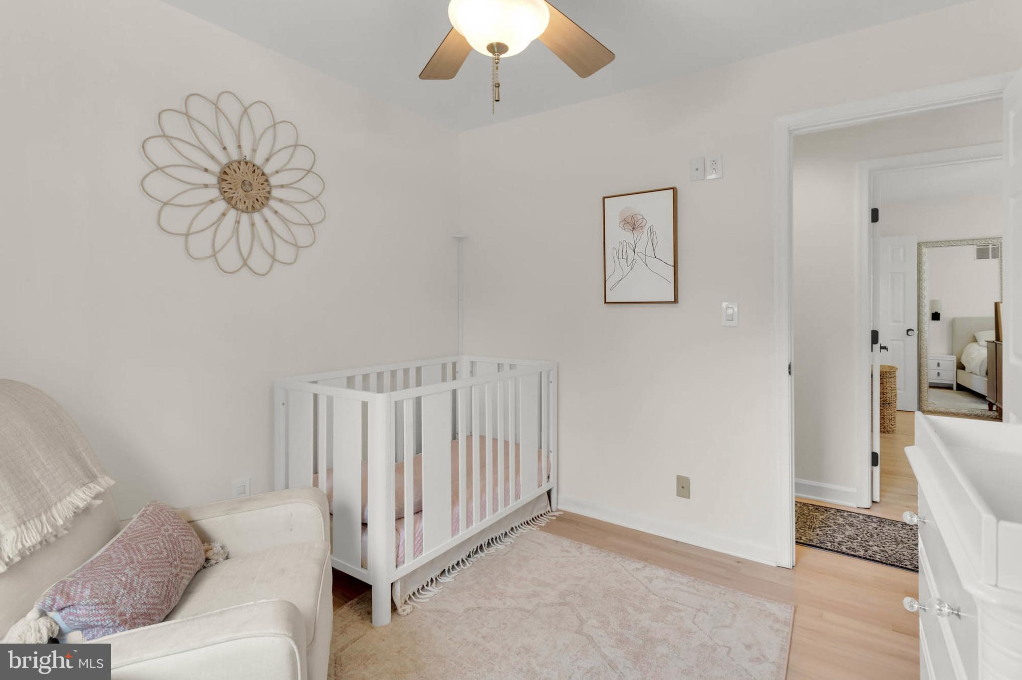 HILLSMERE SHORES - Residential