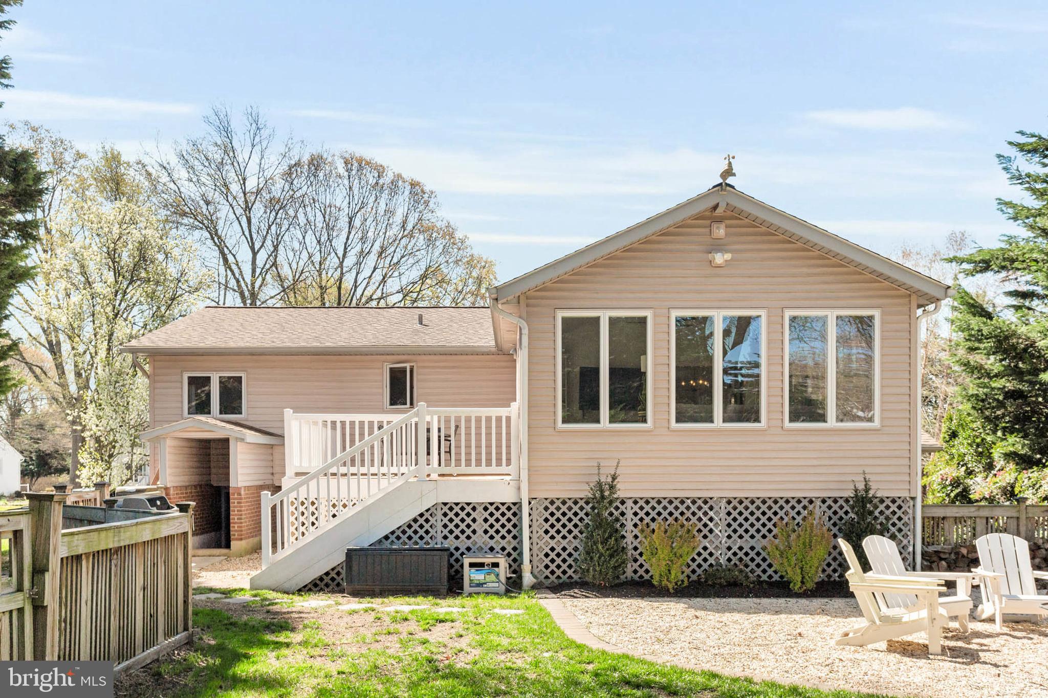 HILLSMERE SHORES - Residential