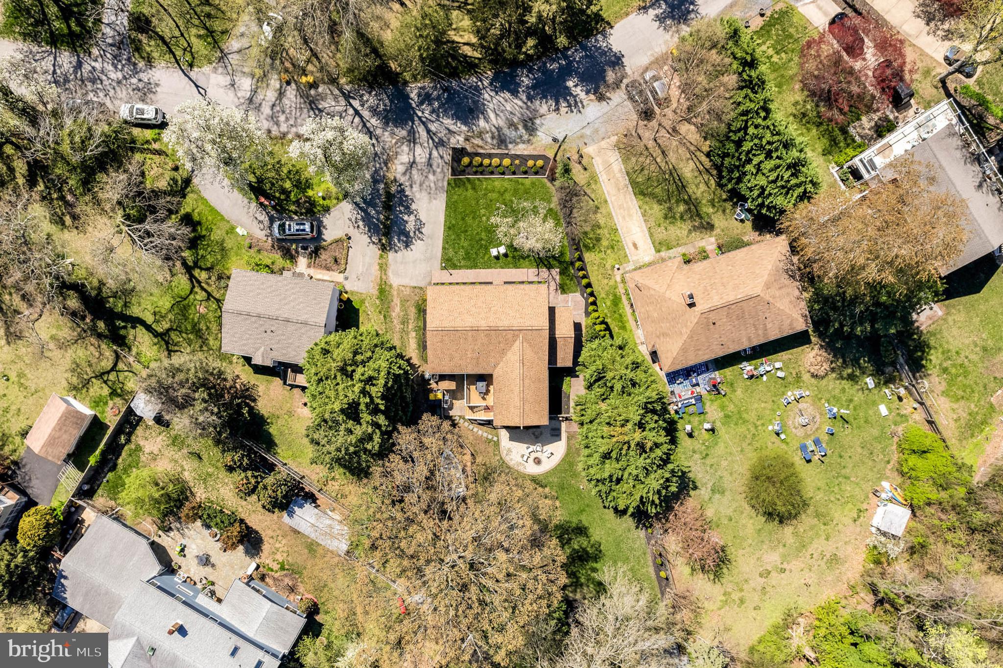 HILLSMERE SHORES - Residential