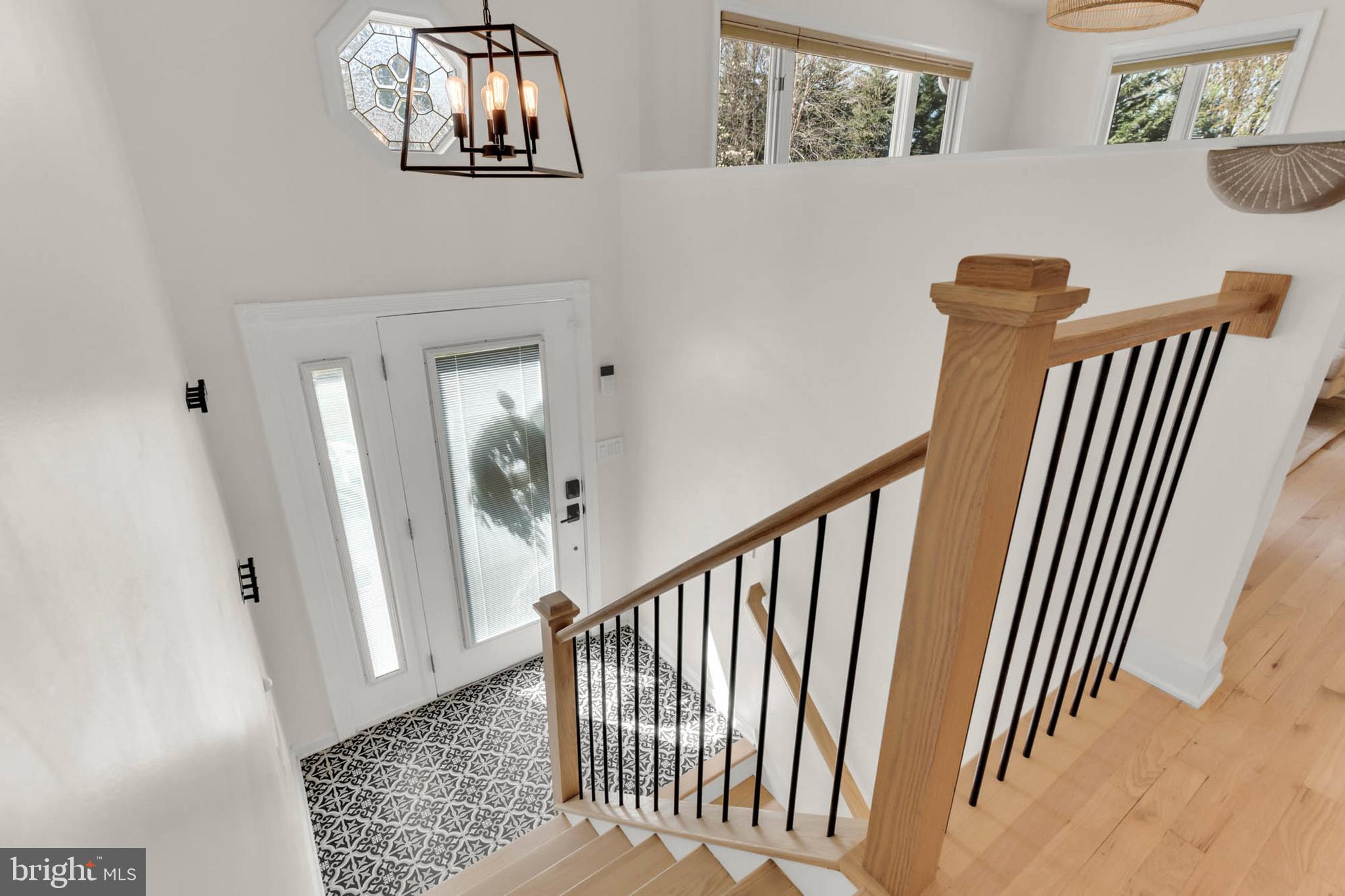 HILLSMERE SHORES - Residential