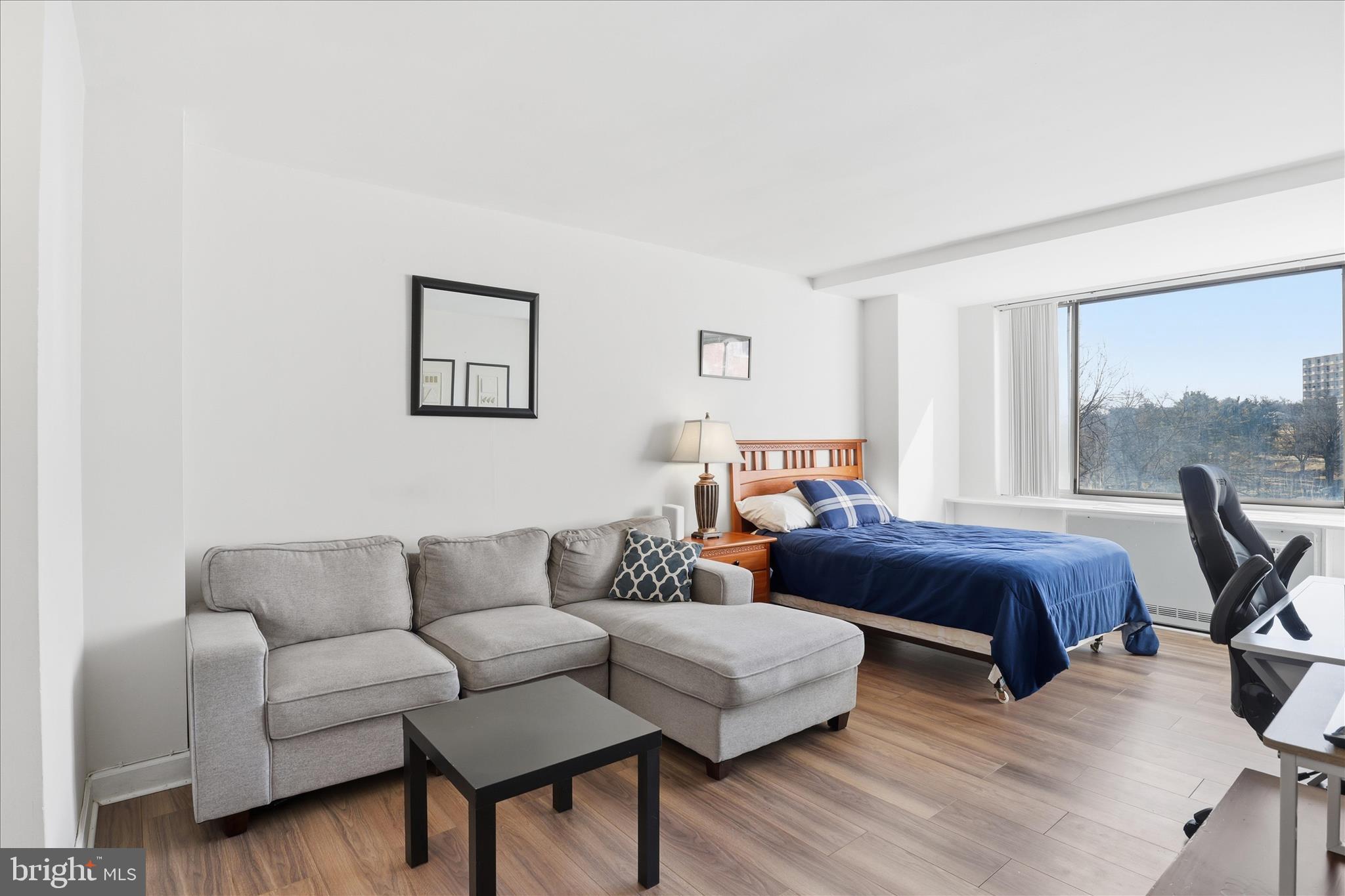 RIVER PLACE - Residential