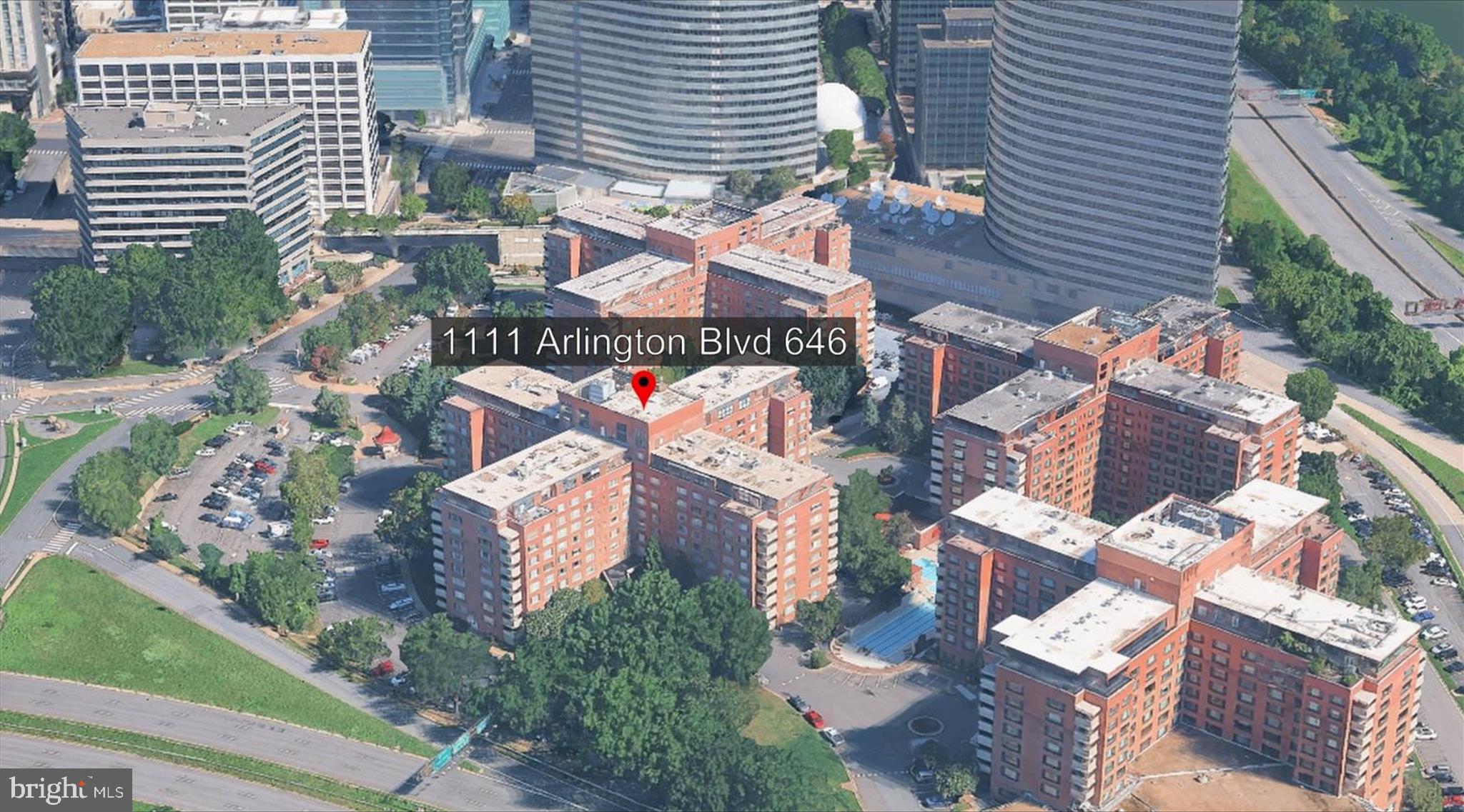 RIVER PLACE - Residential