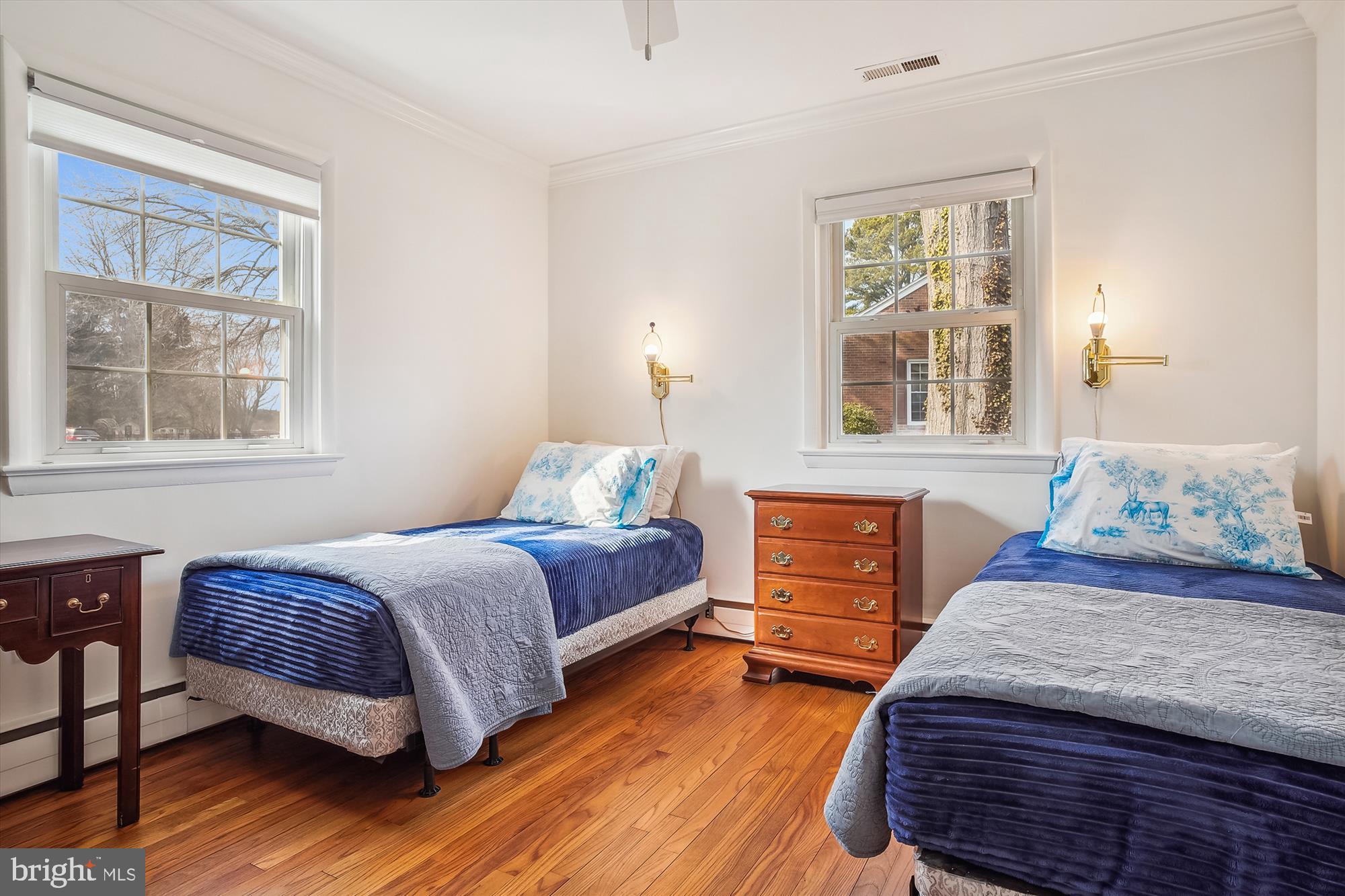 EASTON - Residential Lease