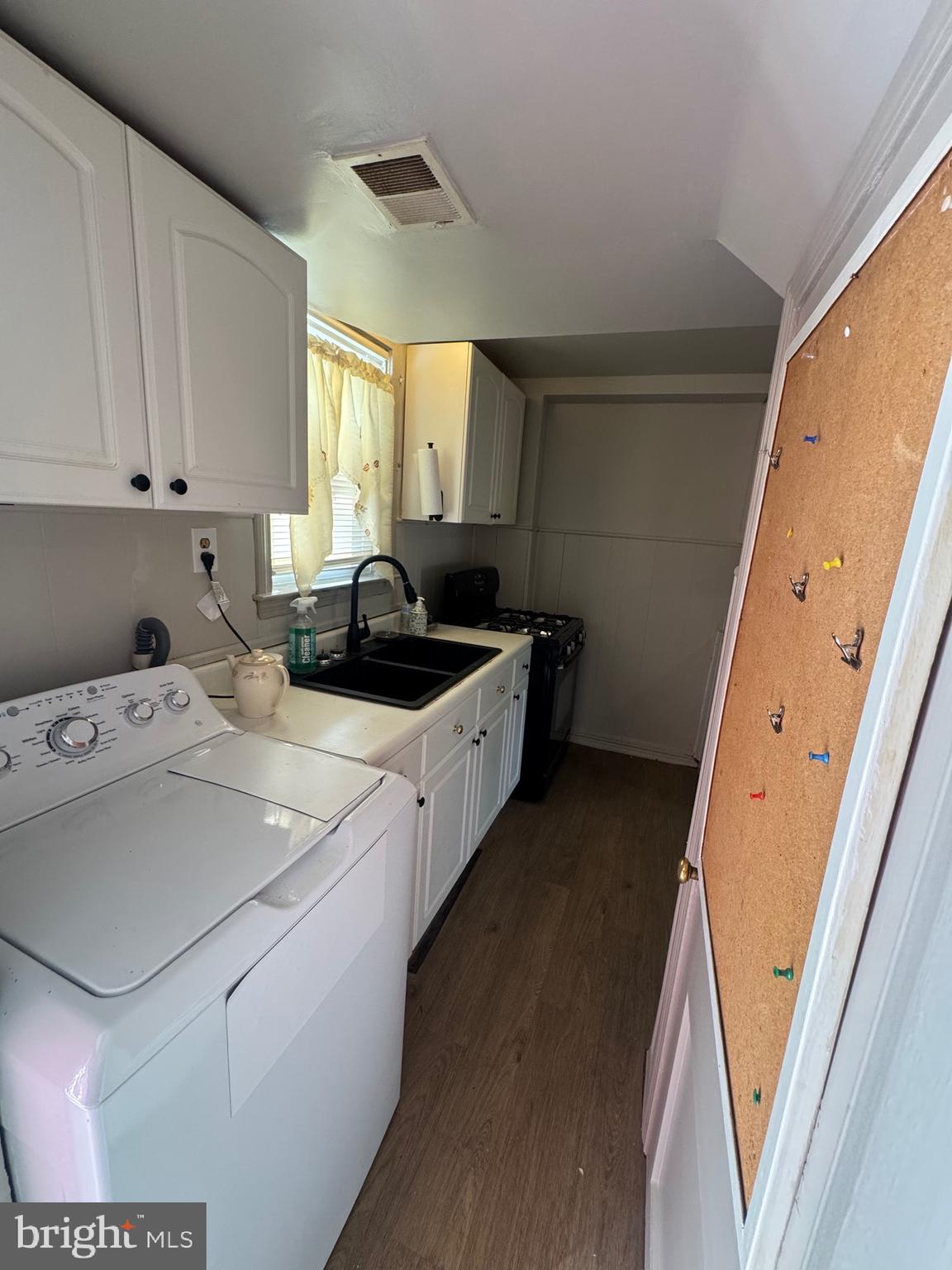 EDGEMOOR GARDENS - Residential Lease