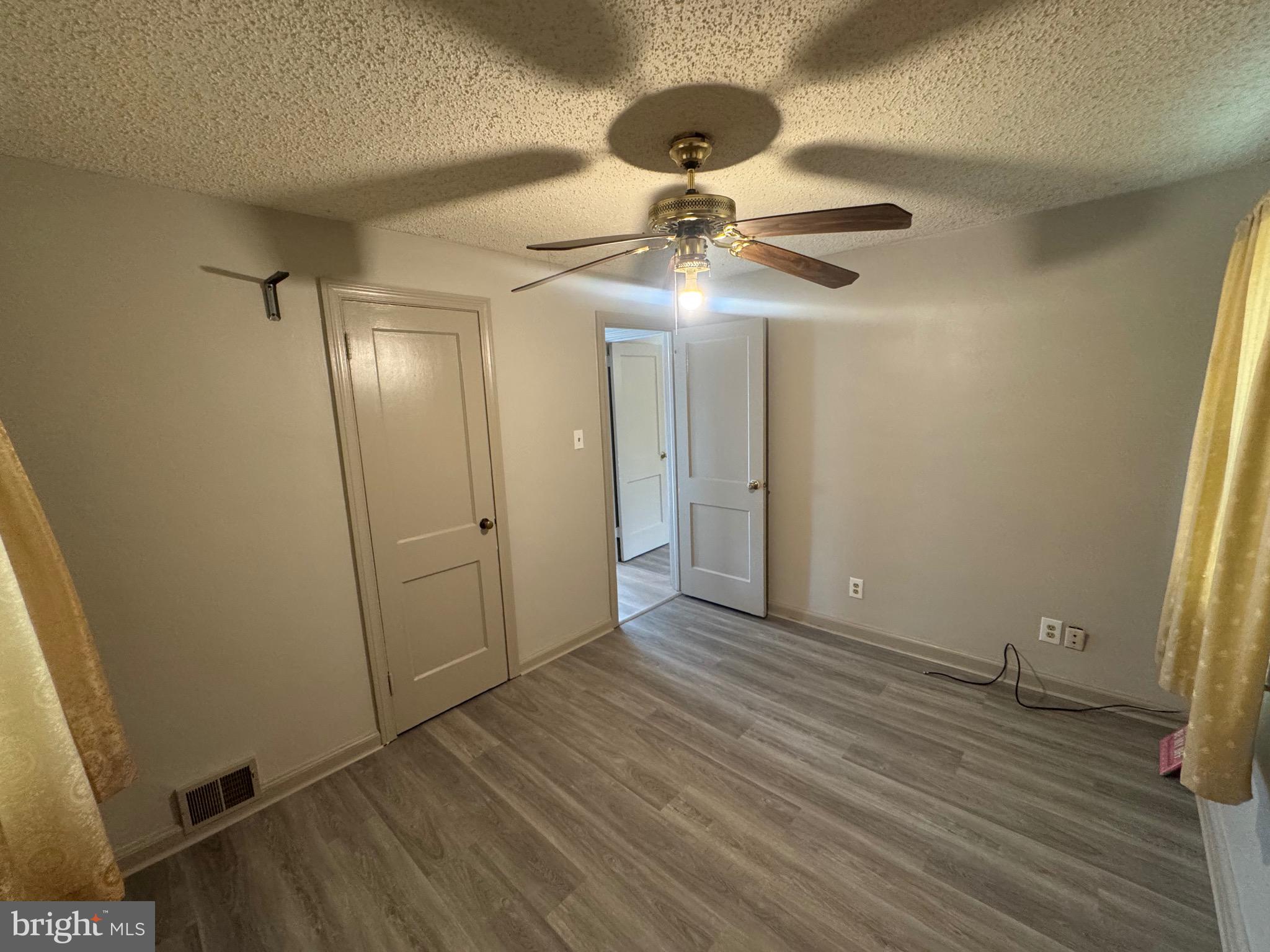 EDGEMOOR GARDENS - Residential Lease