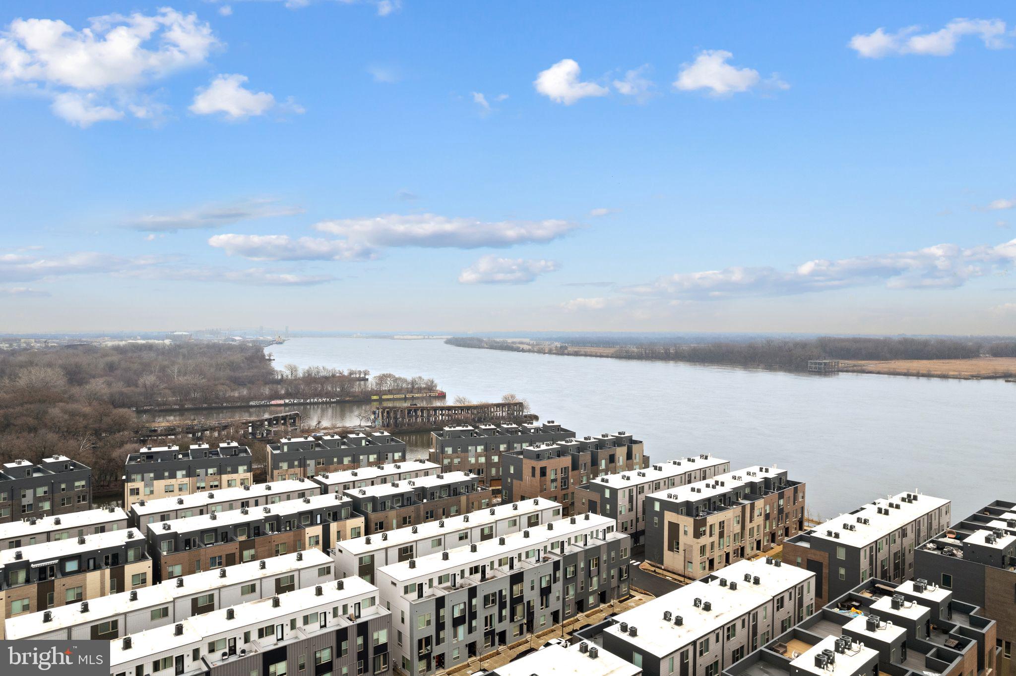 NORTHBANK - Residential