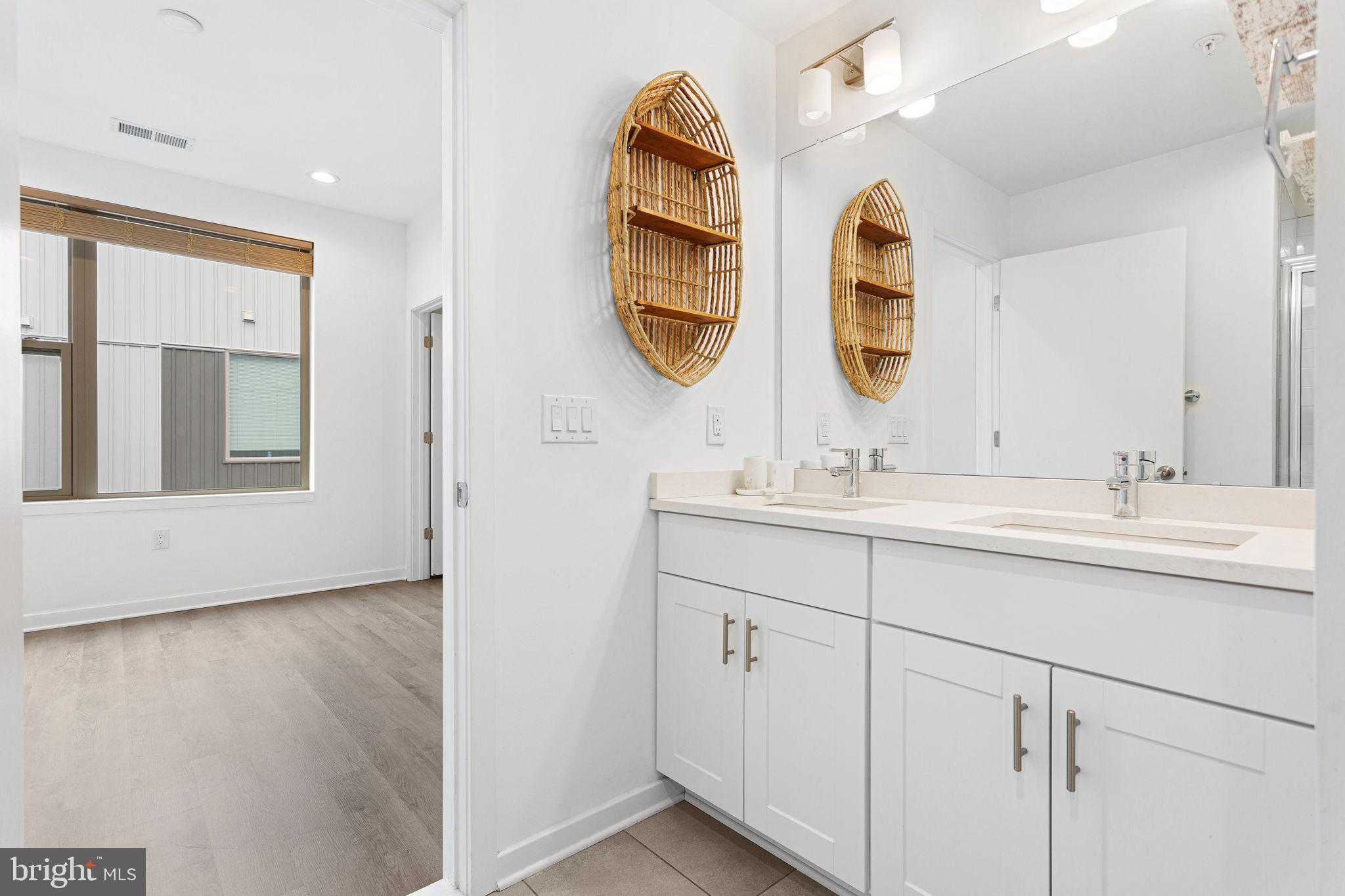 NORTHBANK - Residential