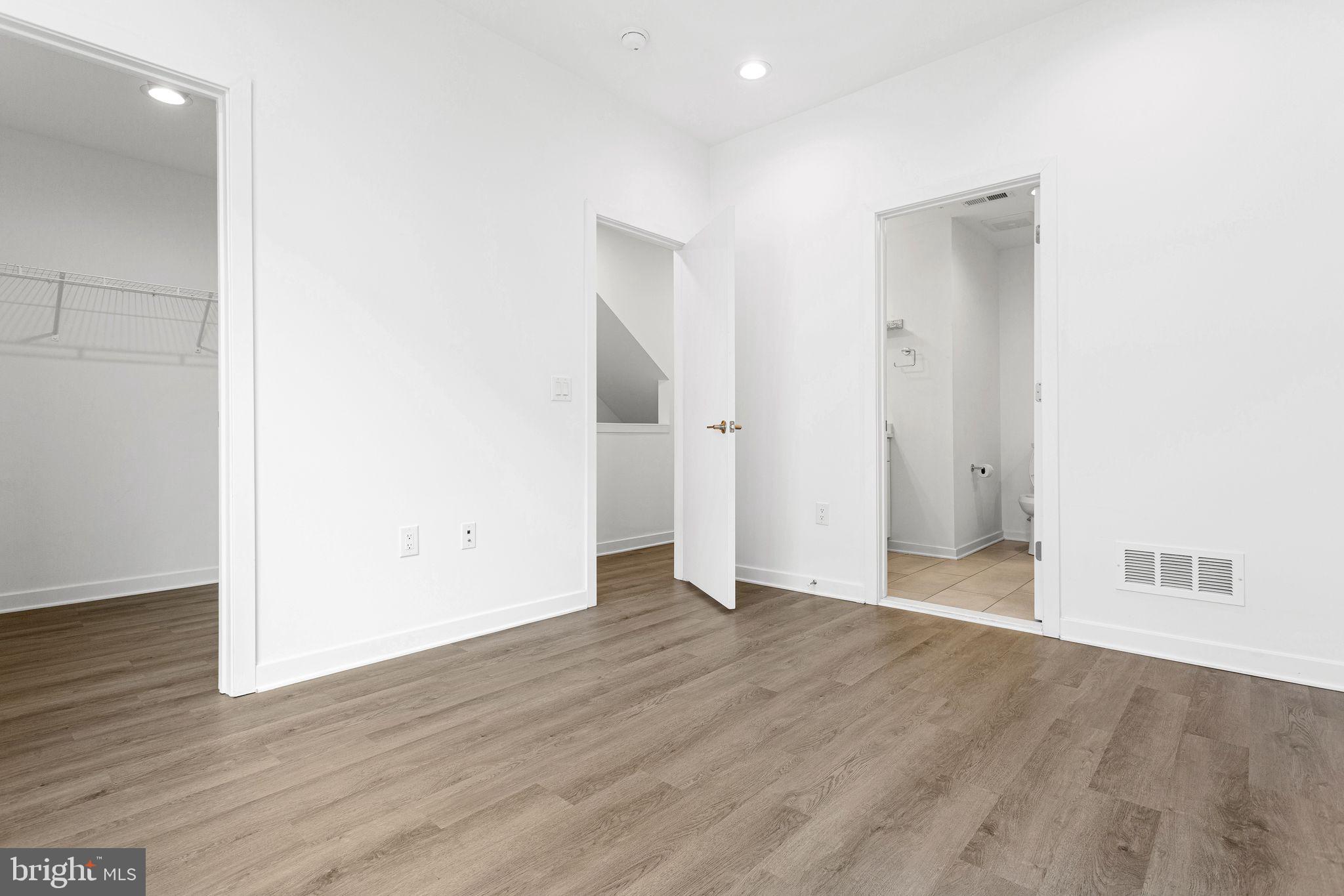 NORTHBANK - Residential