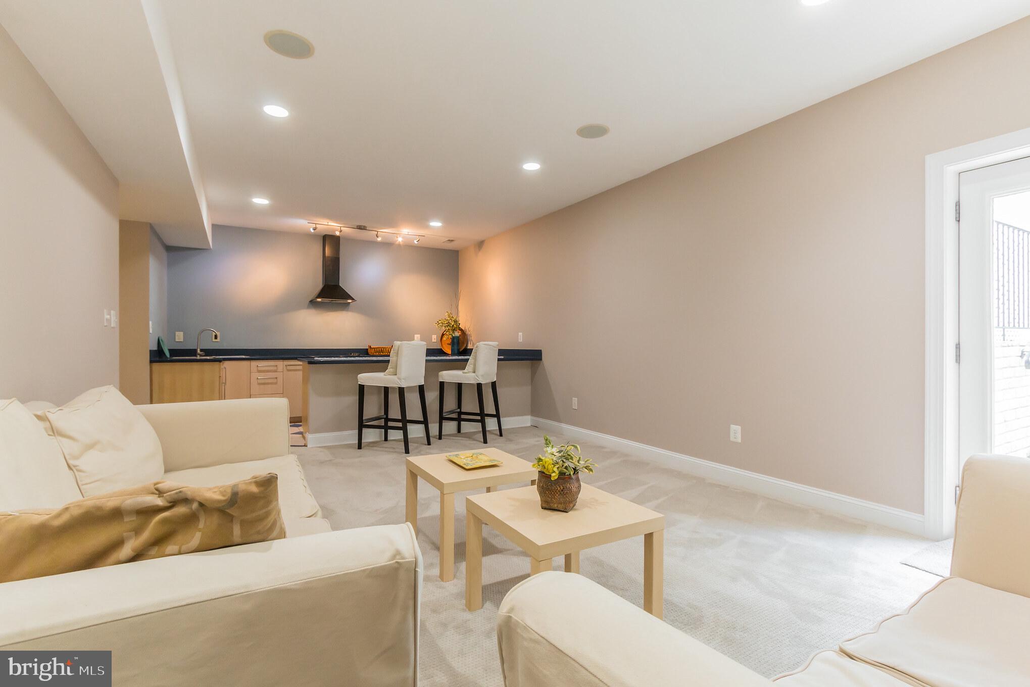 COLUMBIA FOREST - Residential