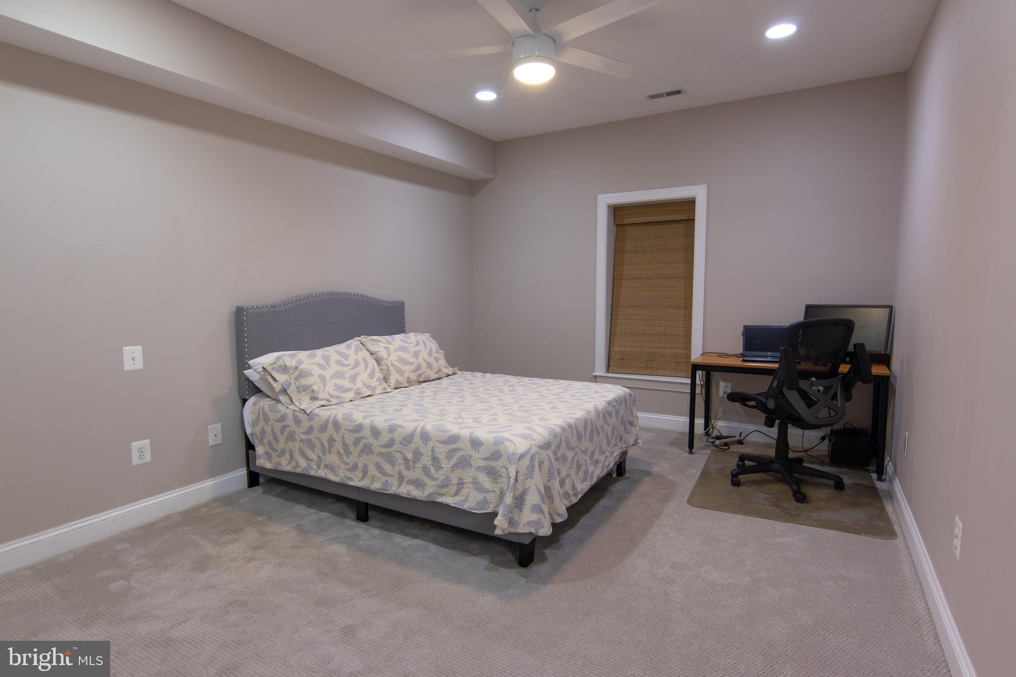 COLUMBIA FOREST - Residential