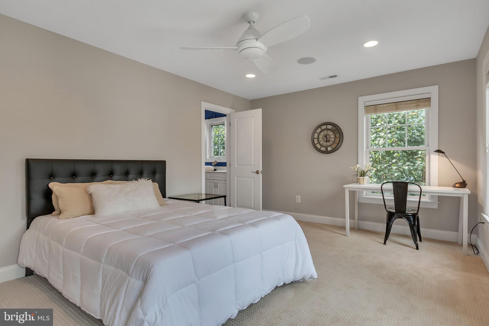 COLUMBIA FOREST - Residential