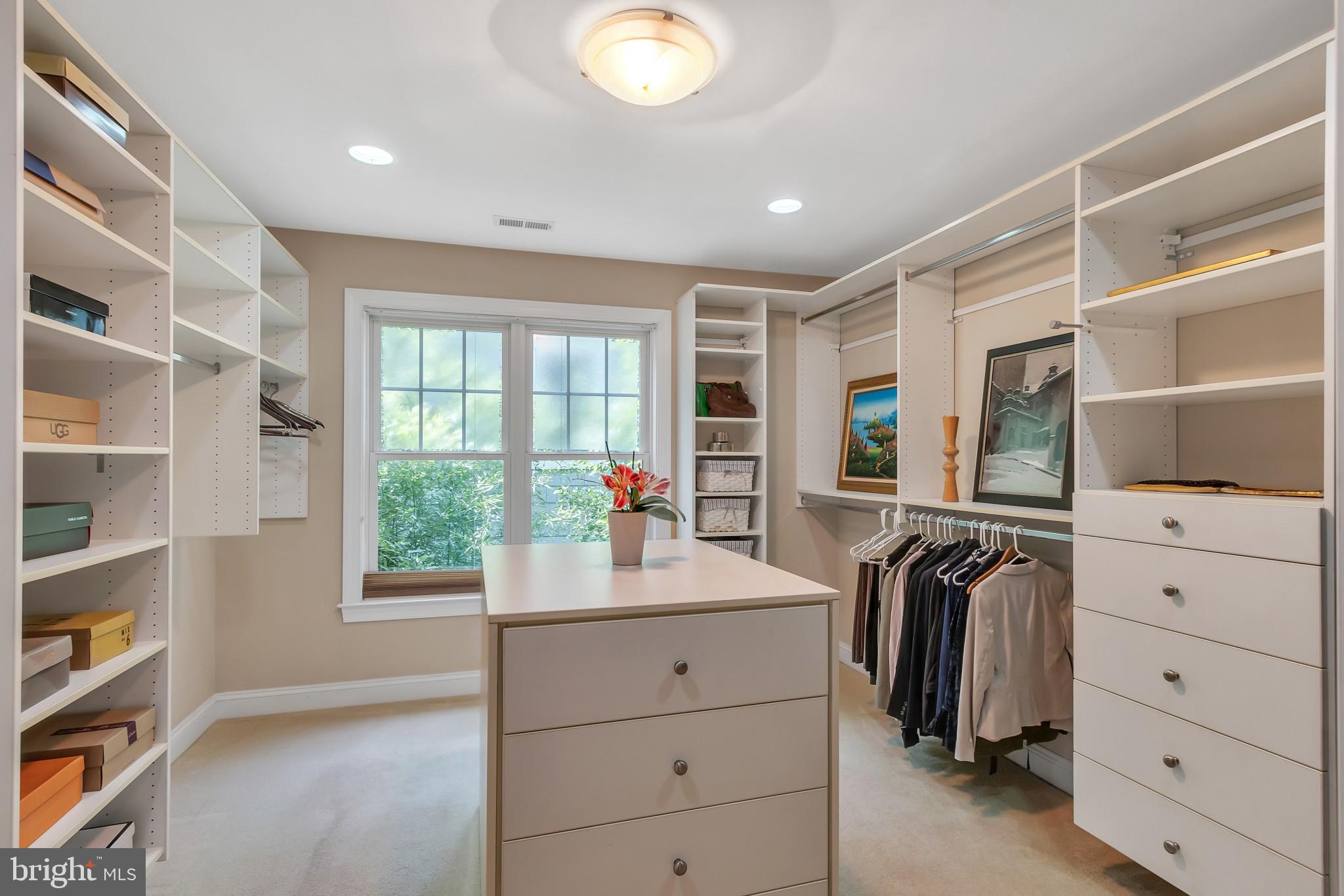 COLUMBIA FOREST - Residential