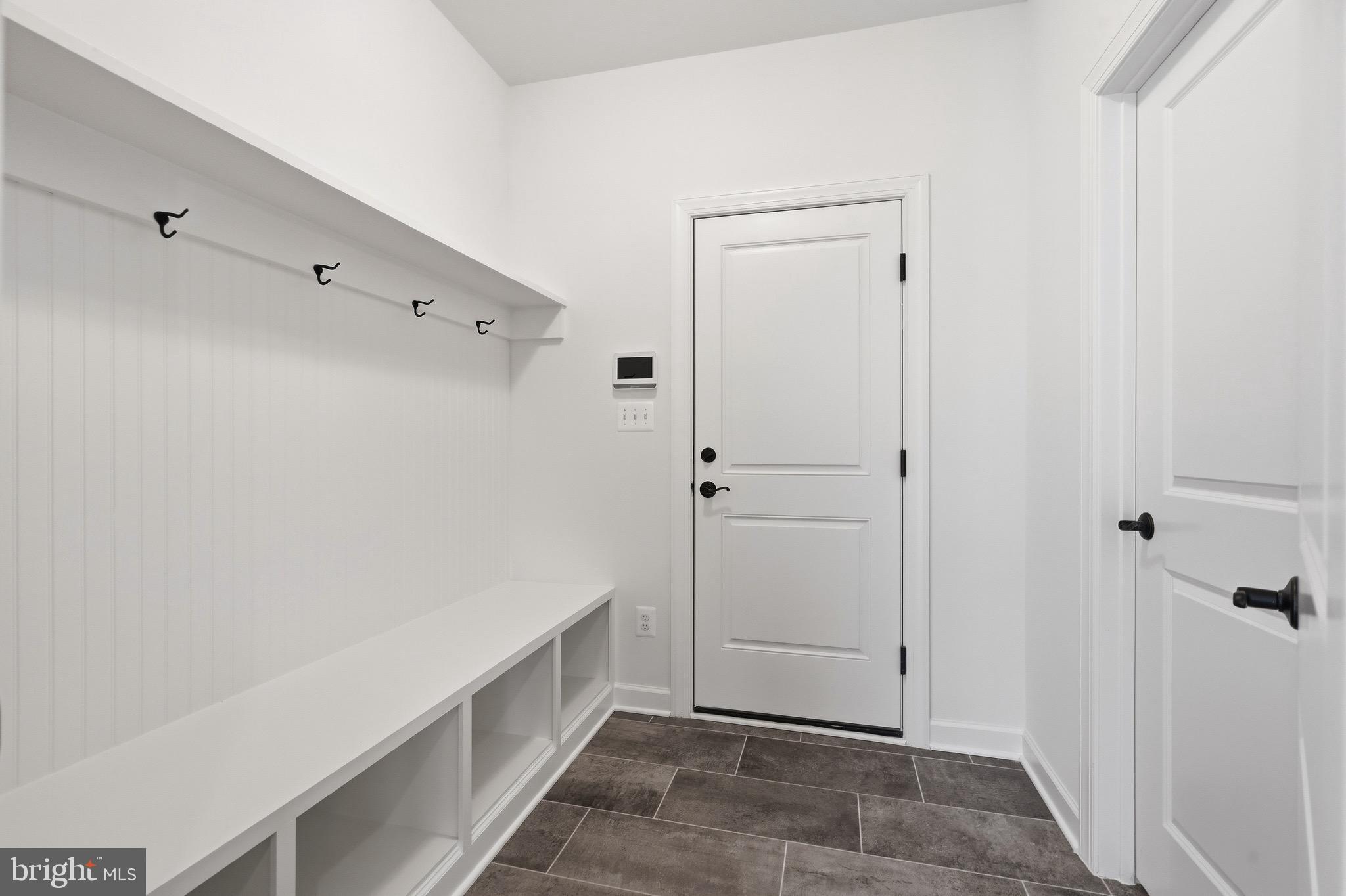 BROAD RUN FARMS - Residential