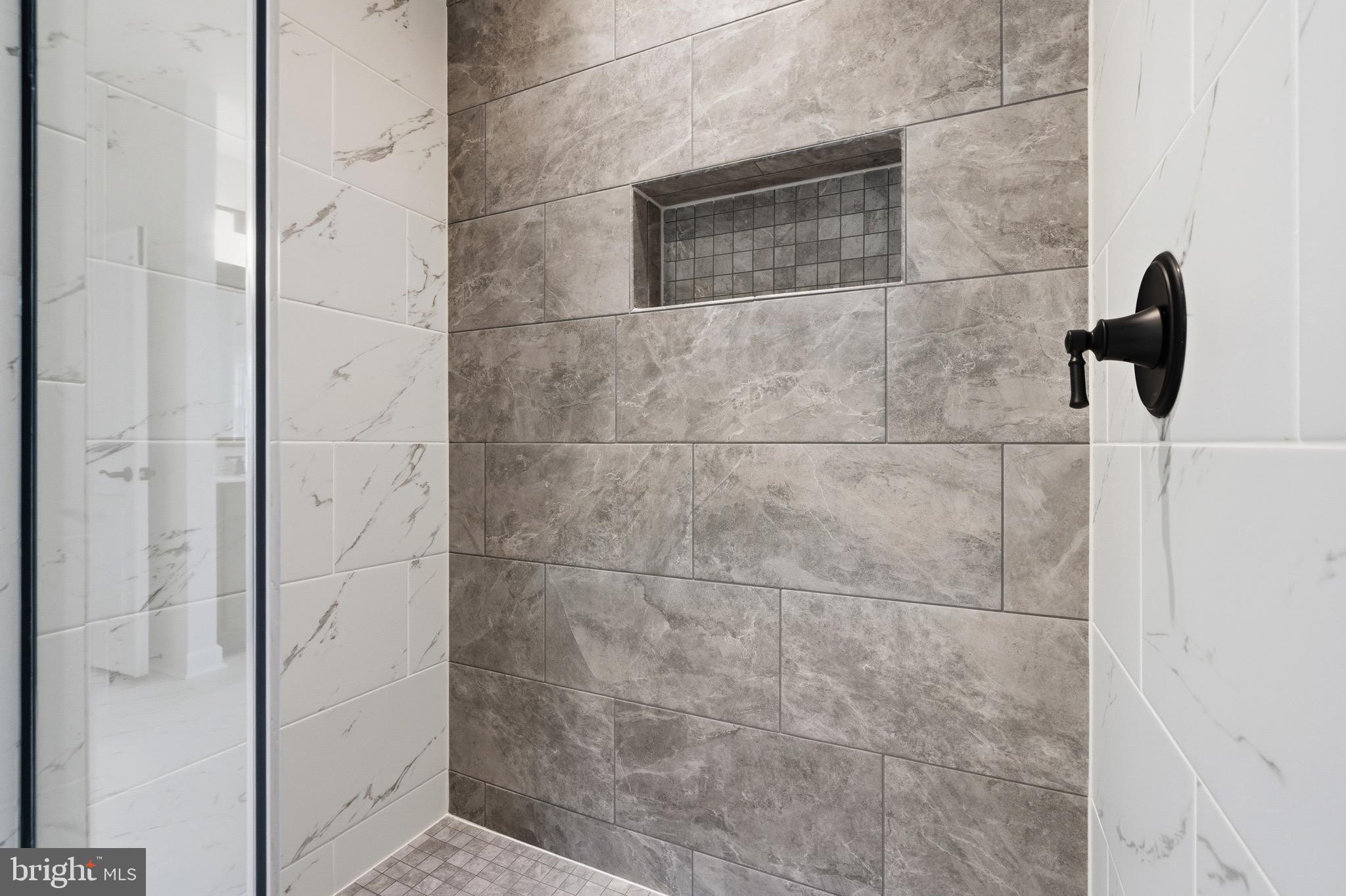 BROAD RUN FARMS - Residential