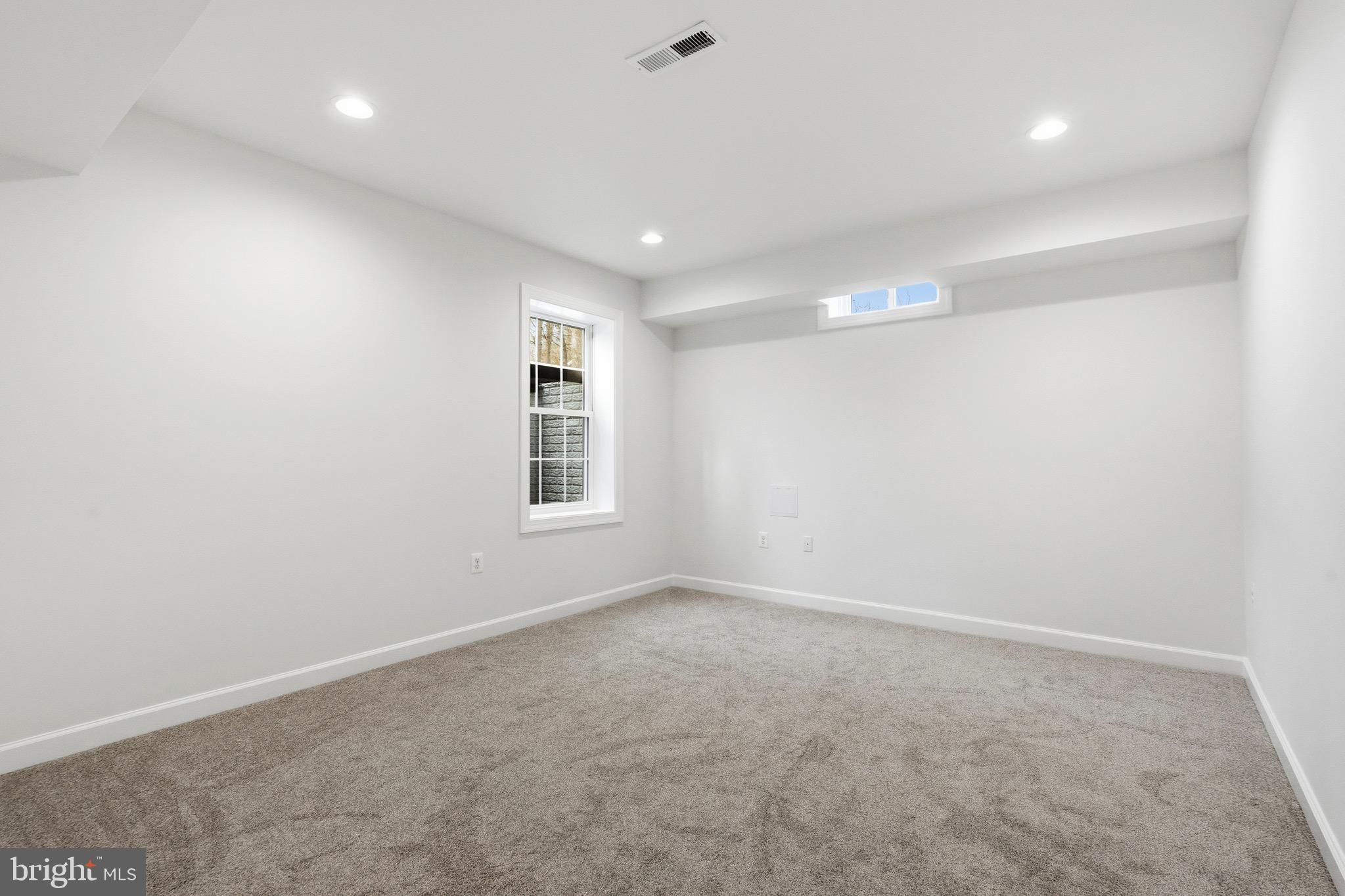 BROAD RUN FARMS - Residential