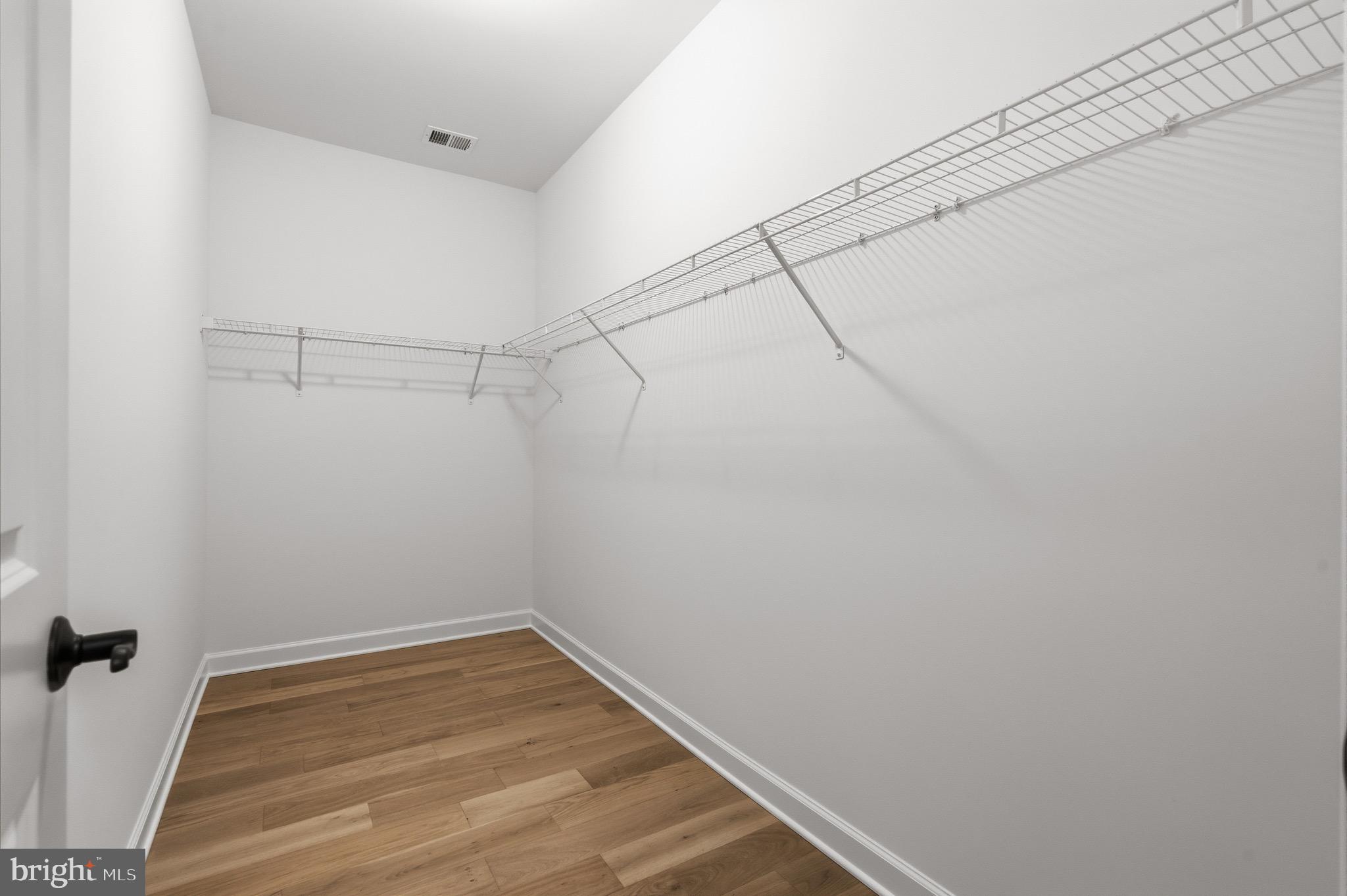 BROAD RUN FARMS - Residential