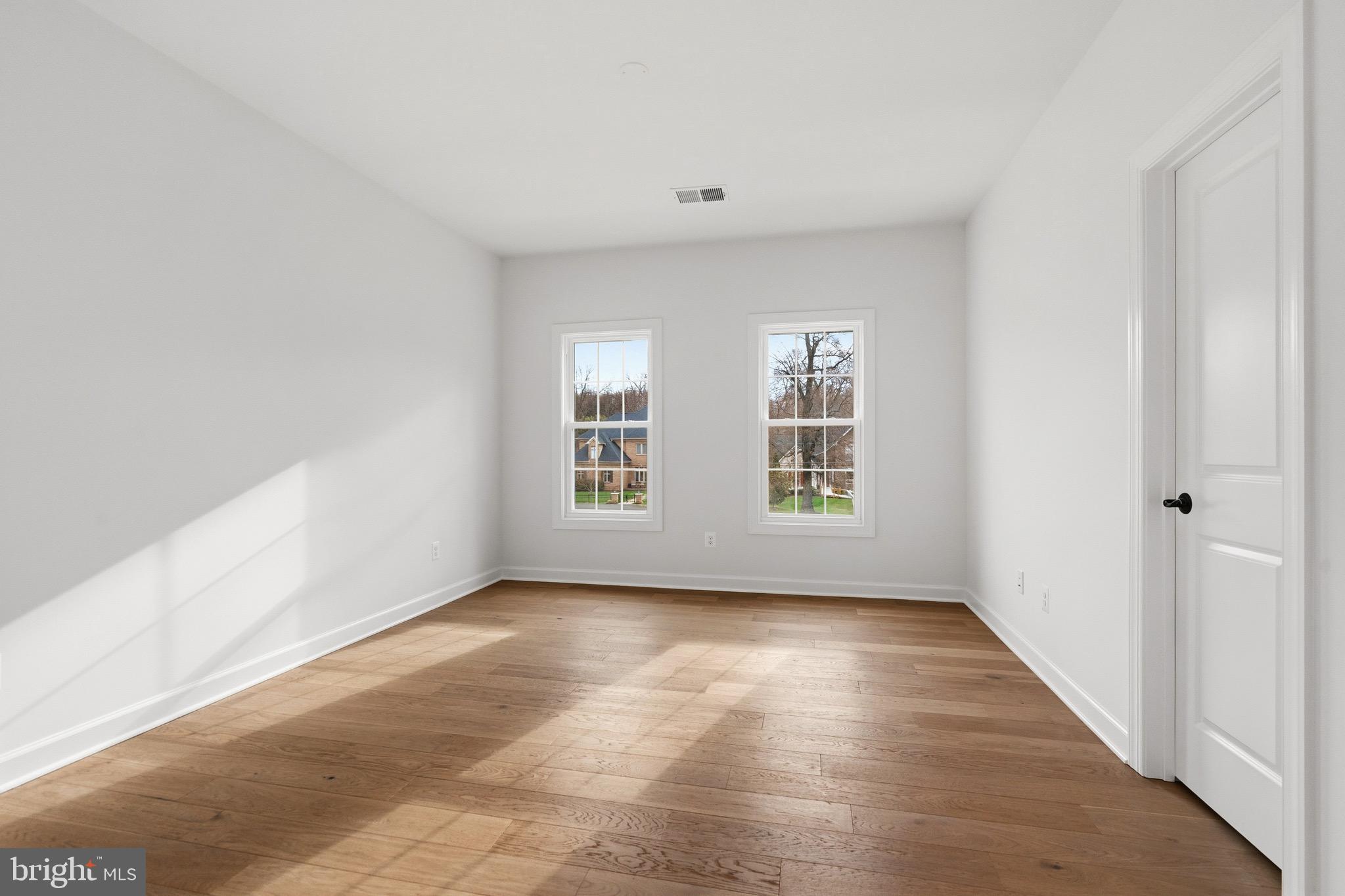 BROAD RUN FARMS - Residential